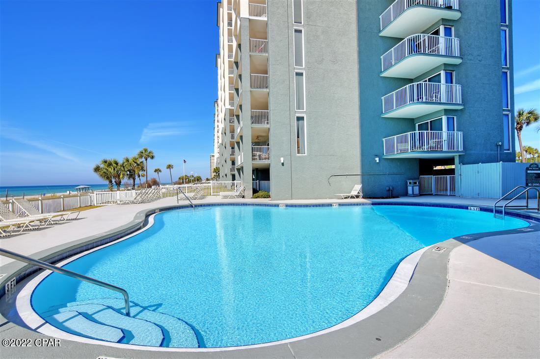 Long Beach Towers I - Residential