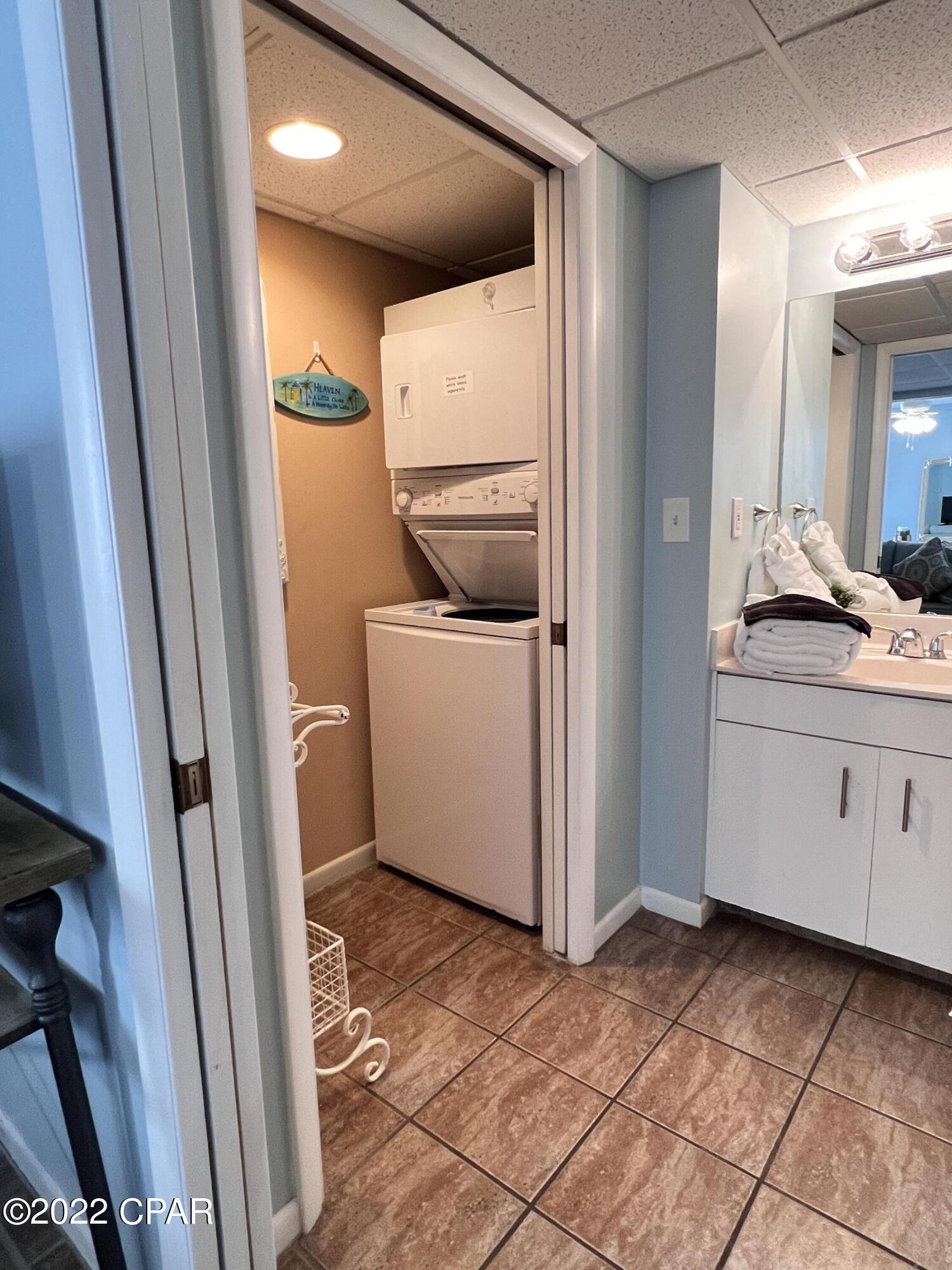 Long Beach Towers I - Residential