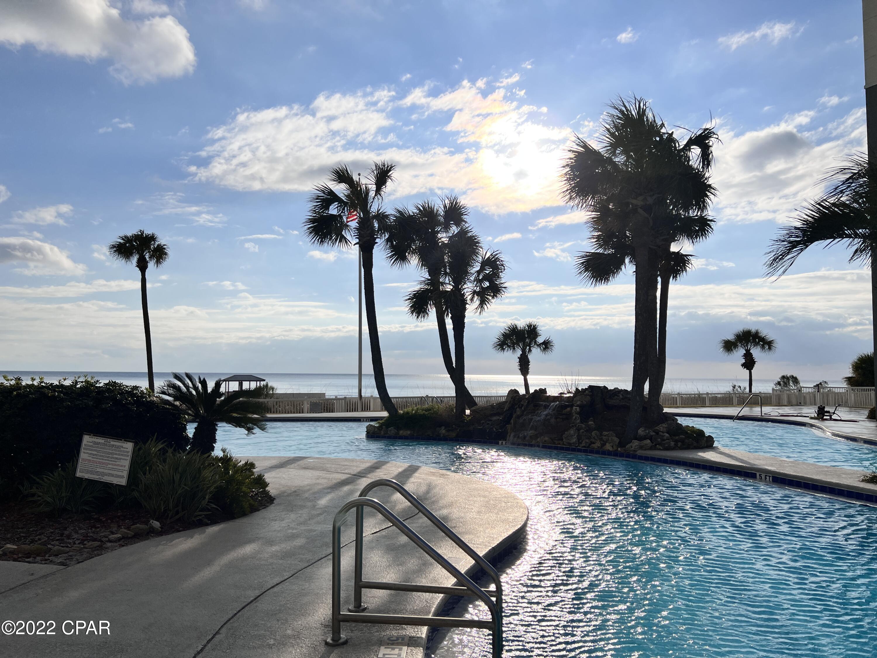 Long Beach Towers I - Residential