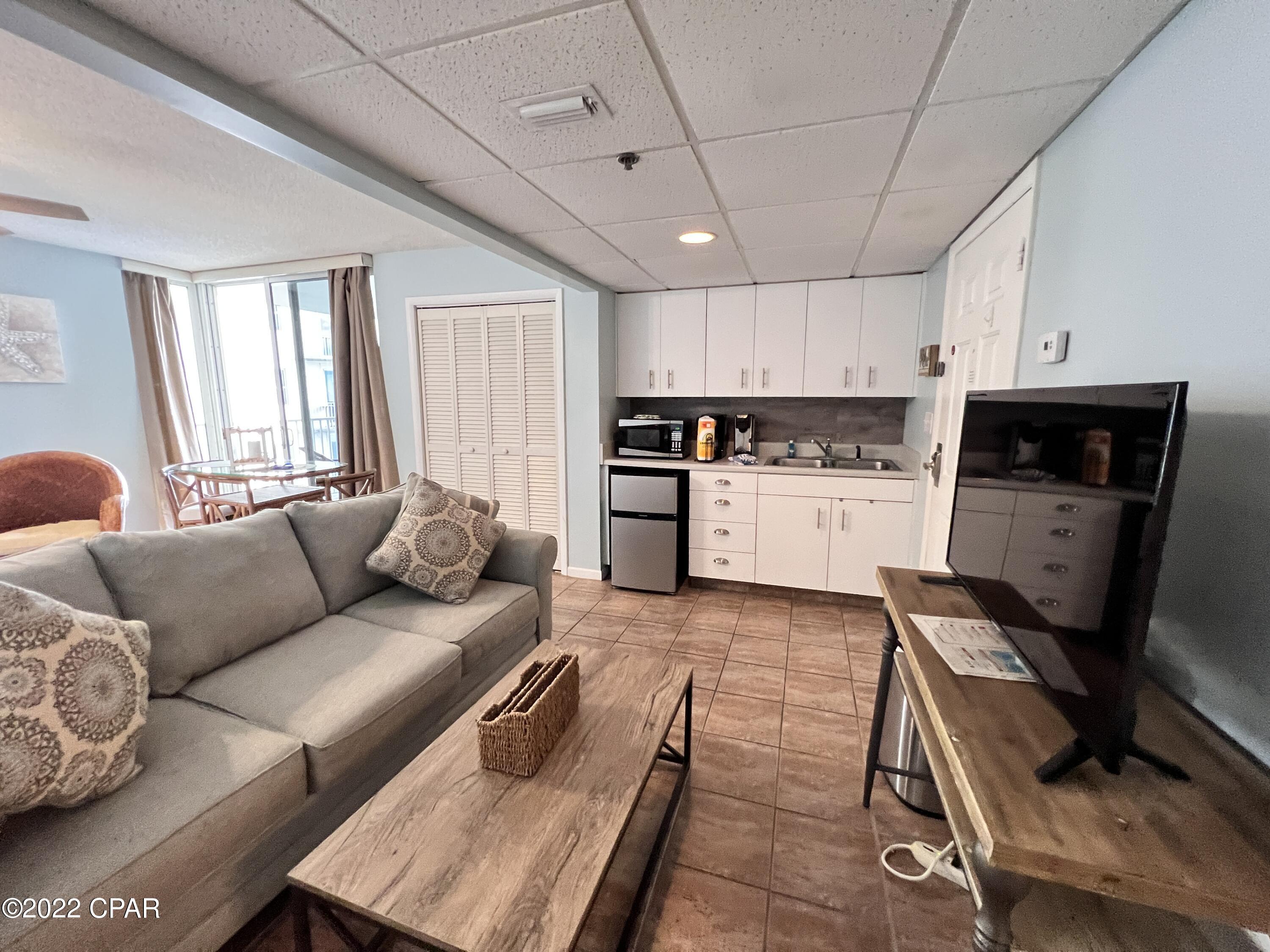 Long Beach Towers I - Residential