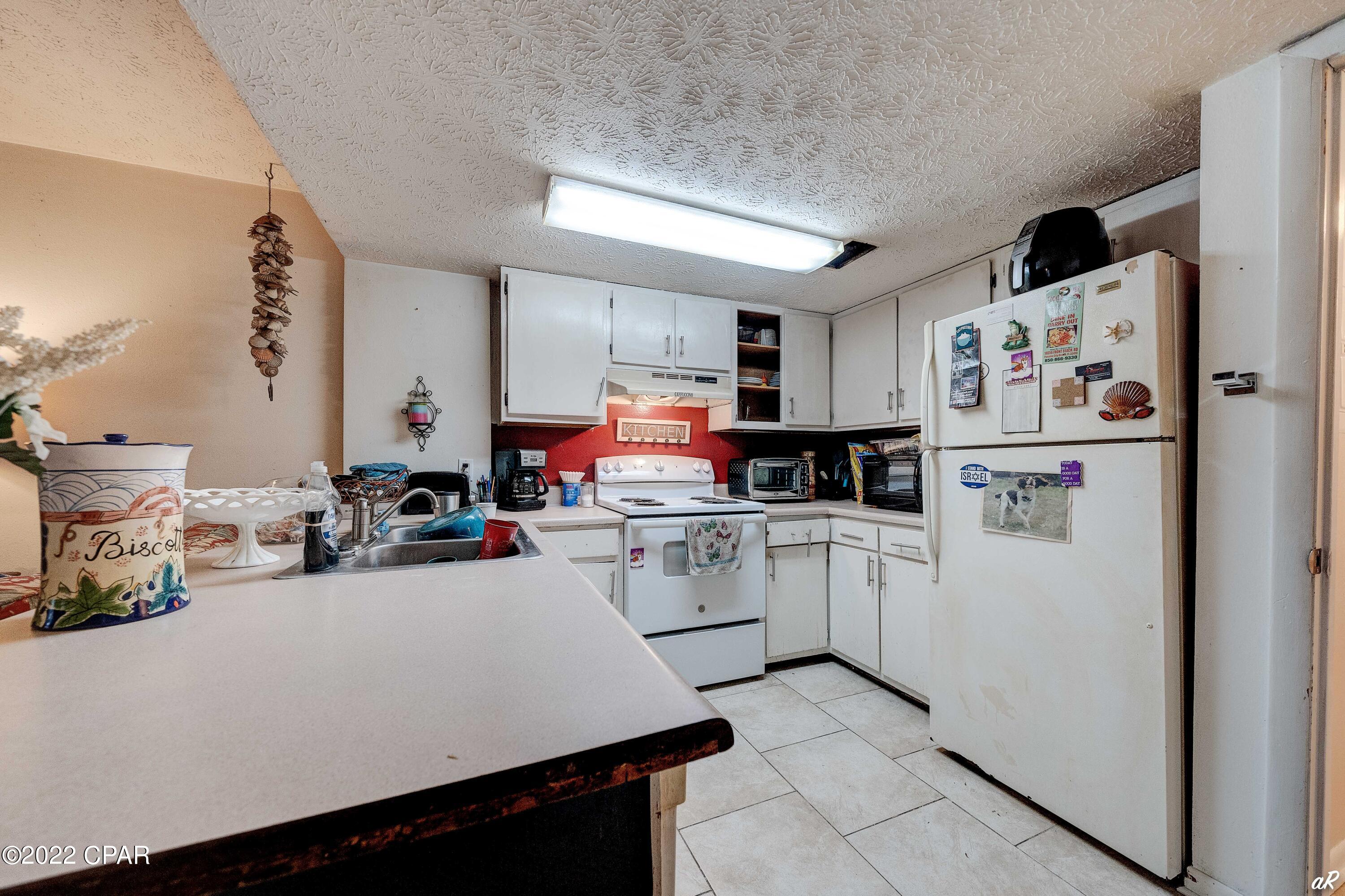 Hidden Lagoon - Residential