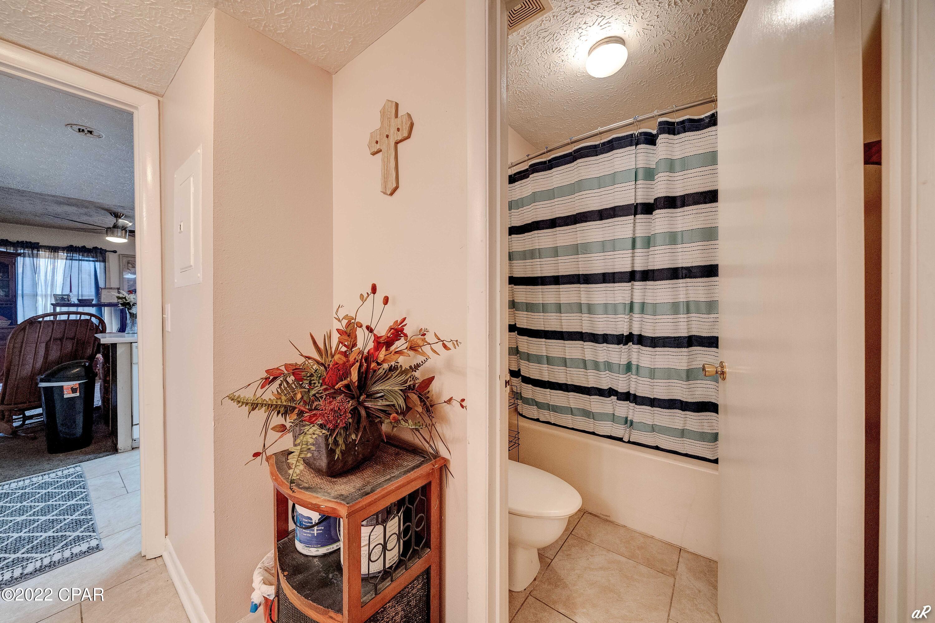 Hidden Lagoon - Residential