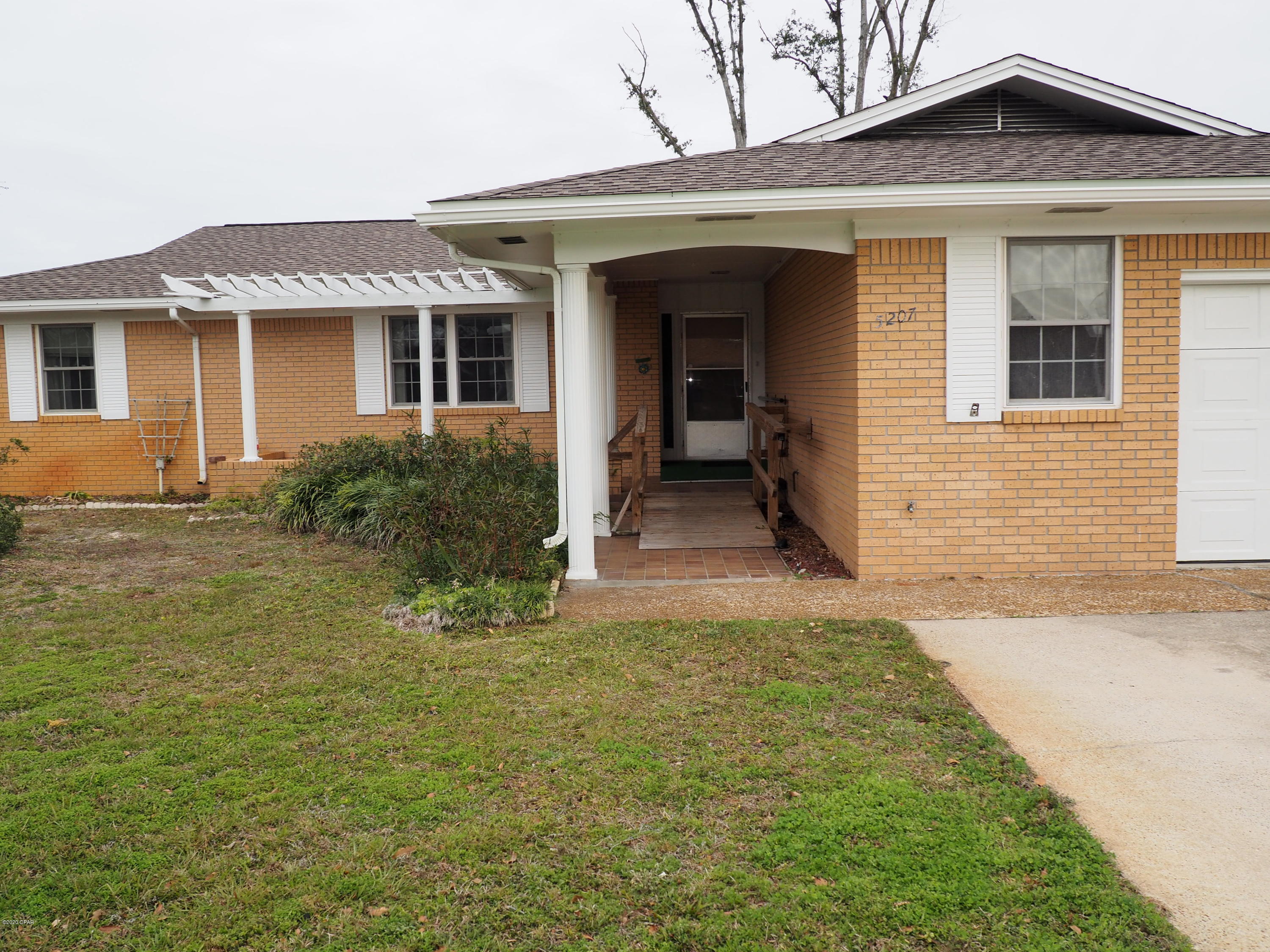 [No Recorded Subdiv] - Residential