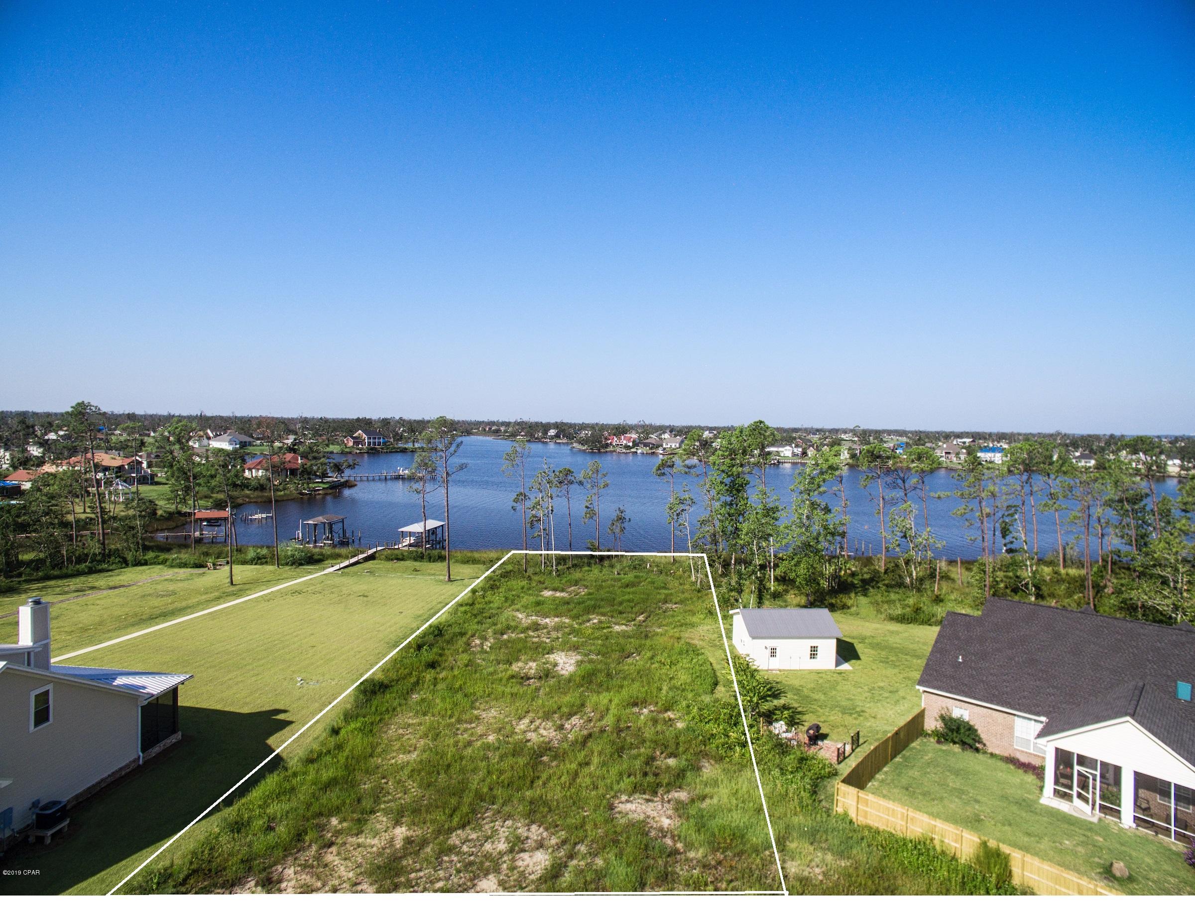 College Point 1st Add - Land