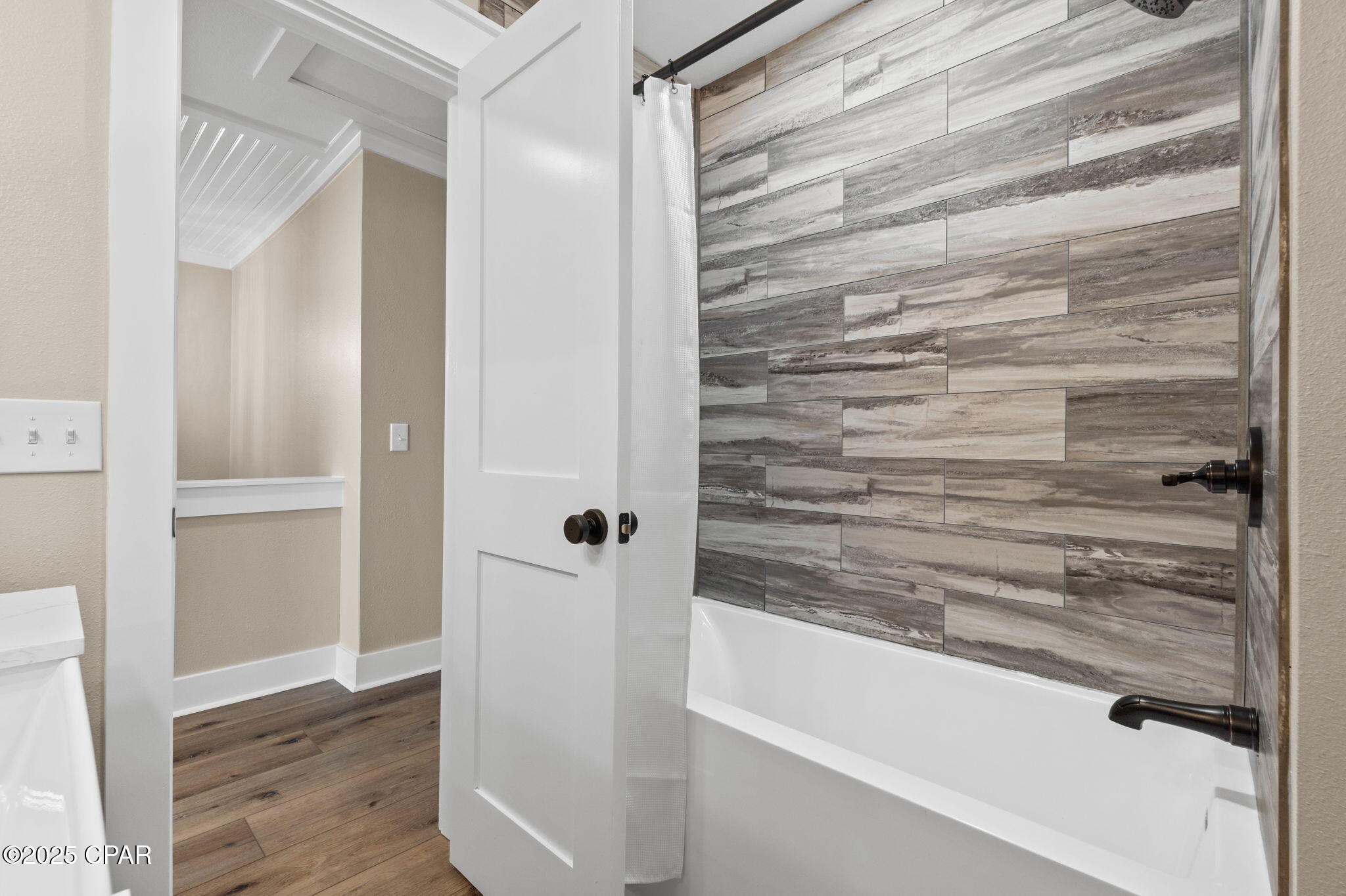 Venetian Villa - Residential Lease