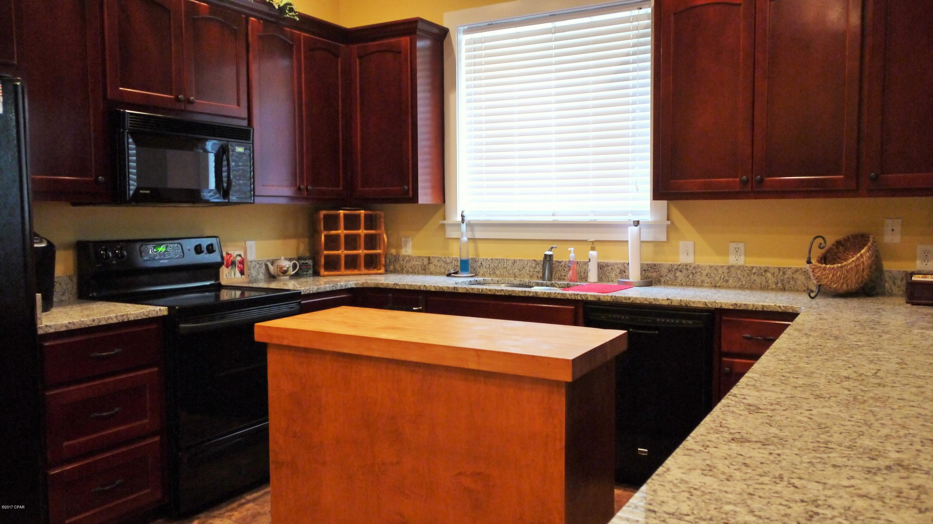 La Valencia Beach Resort - Residential Lease