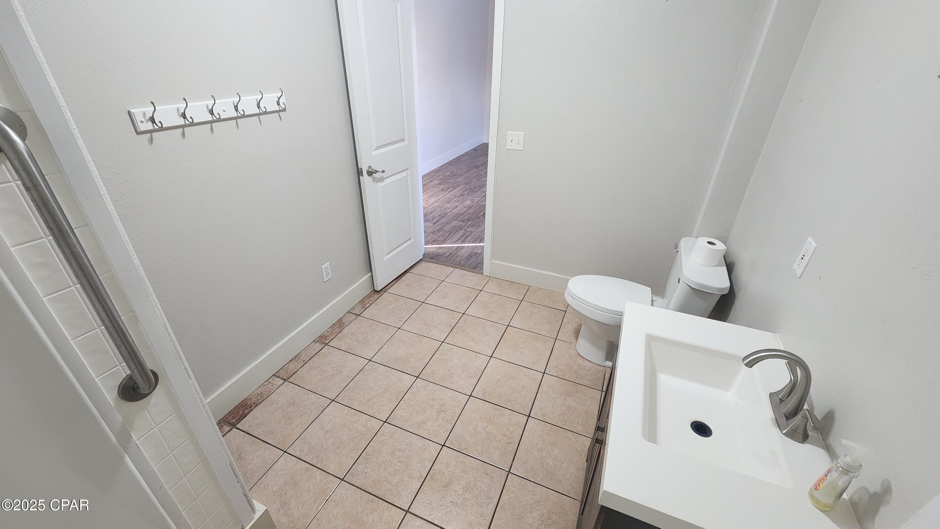 [No Recorded Subdiv] - Residential Lease