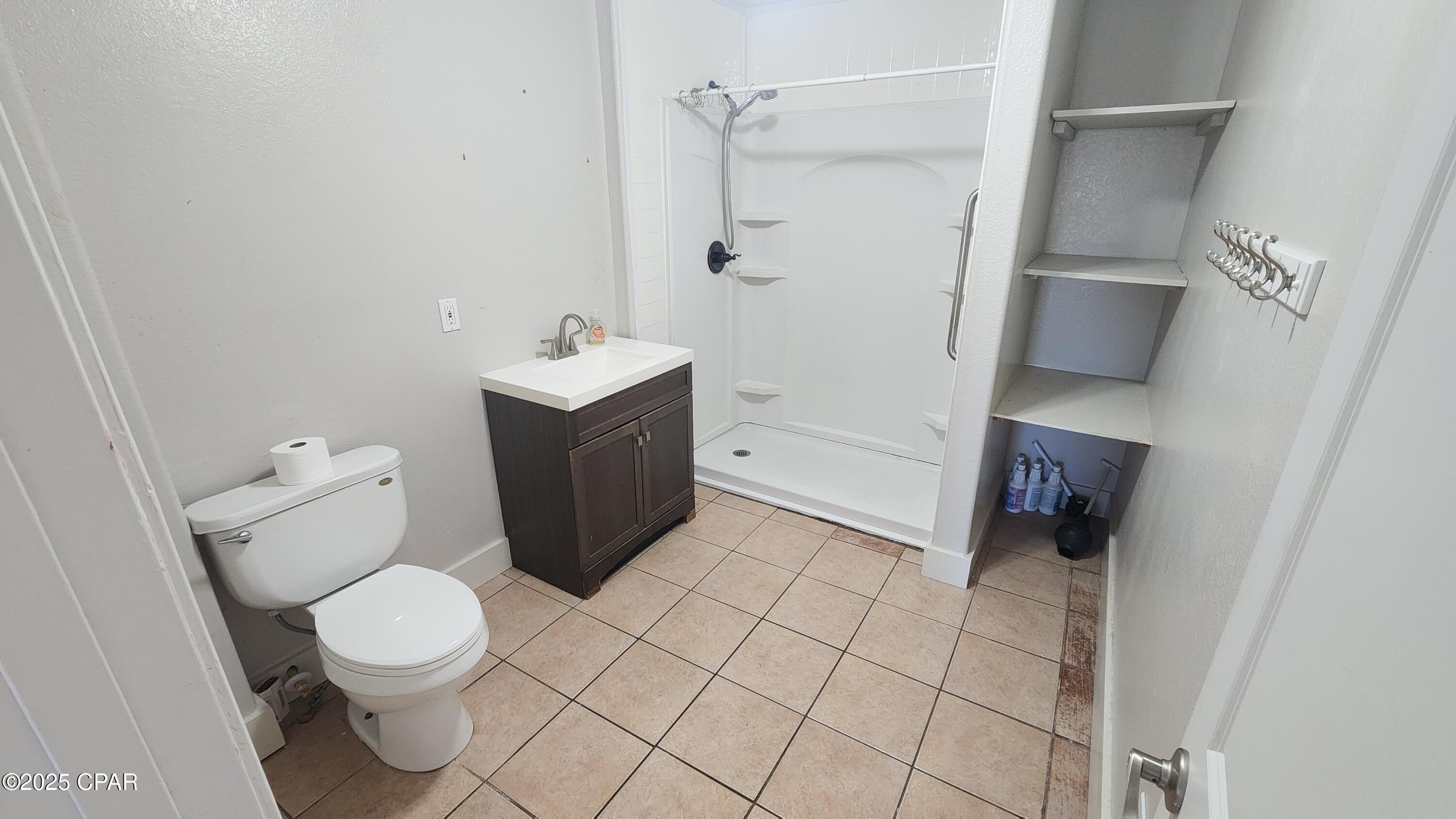 [No Recorded Subdiv] - Residential Lease