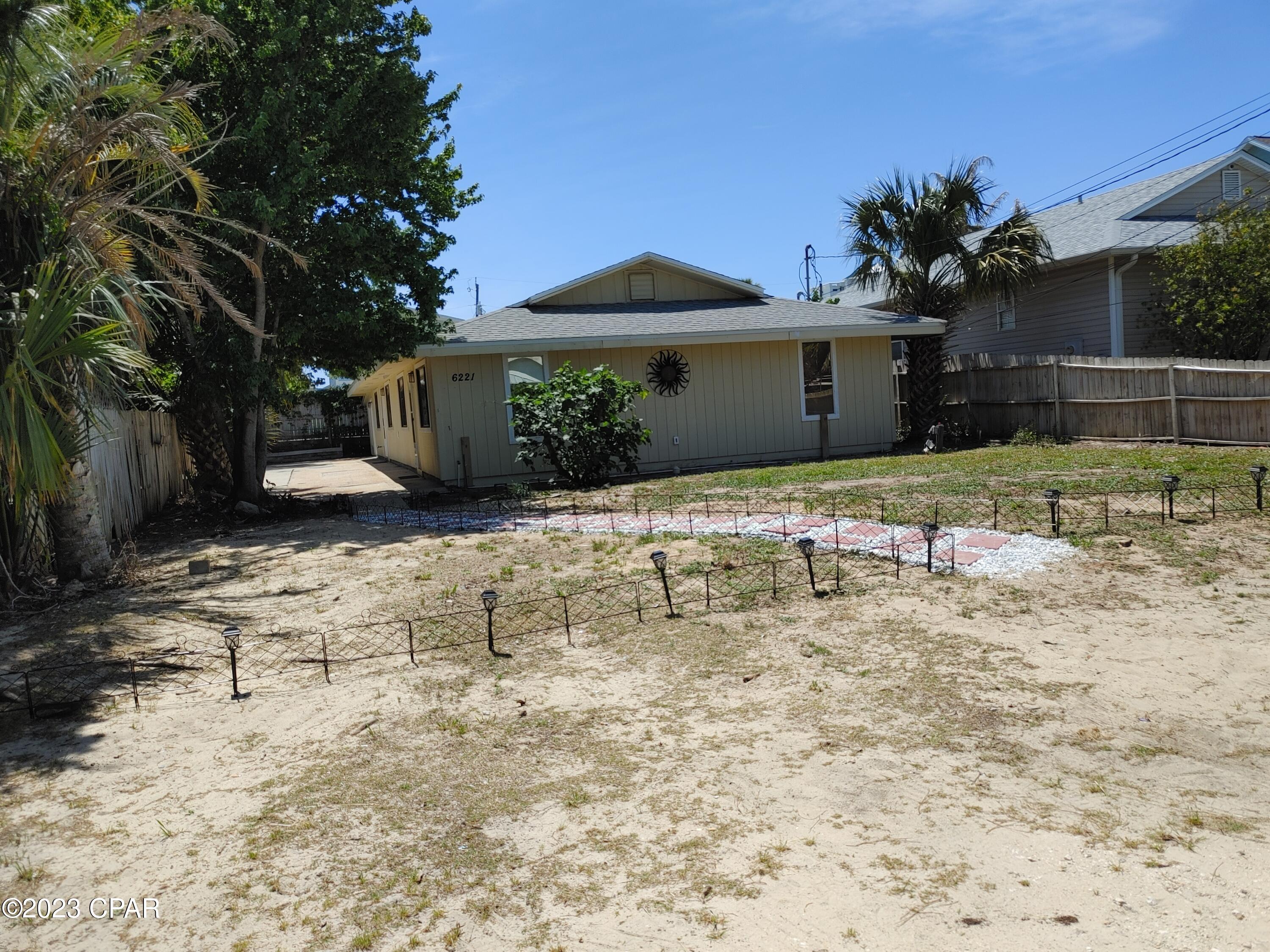 Holiday Beach Unit 8 - Residential Lease