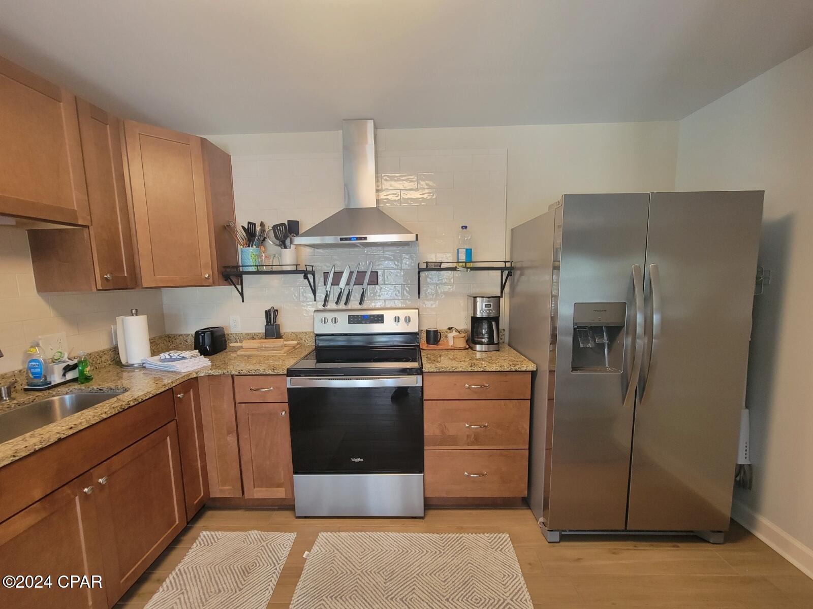 [No Recorded Subdiv] - Residential Lease