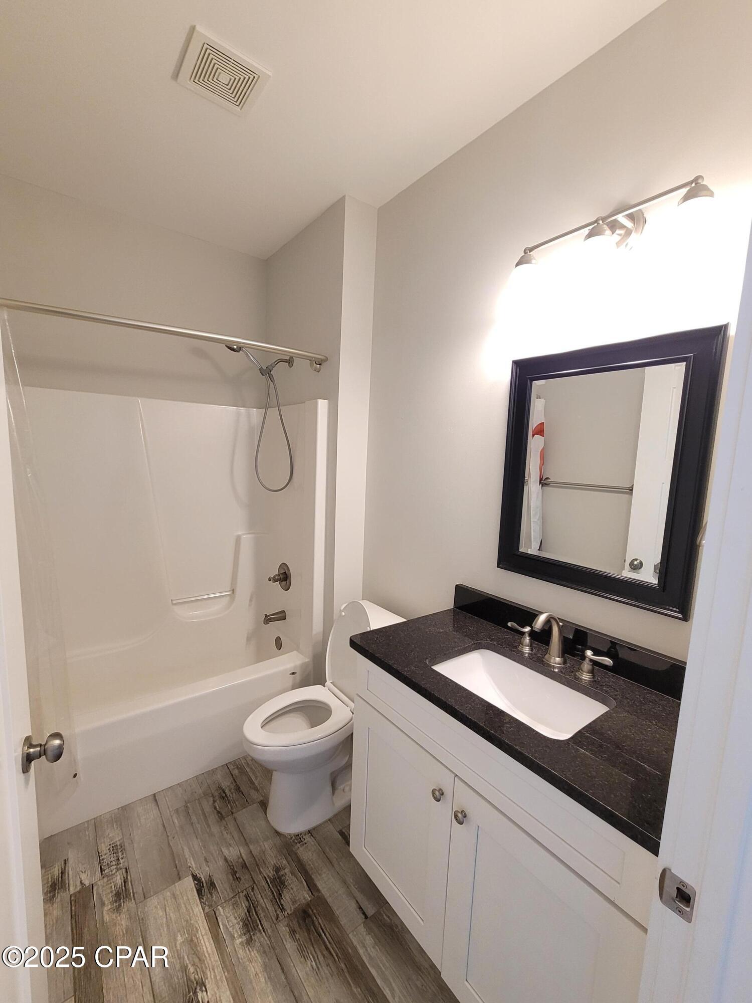 Biltmore Beach 1st Add - Residential Lease