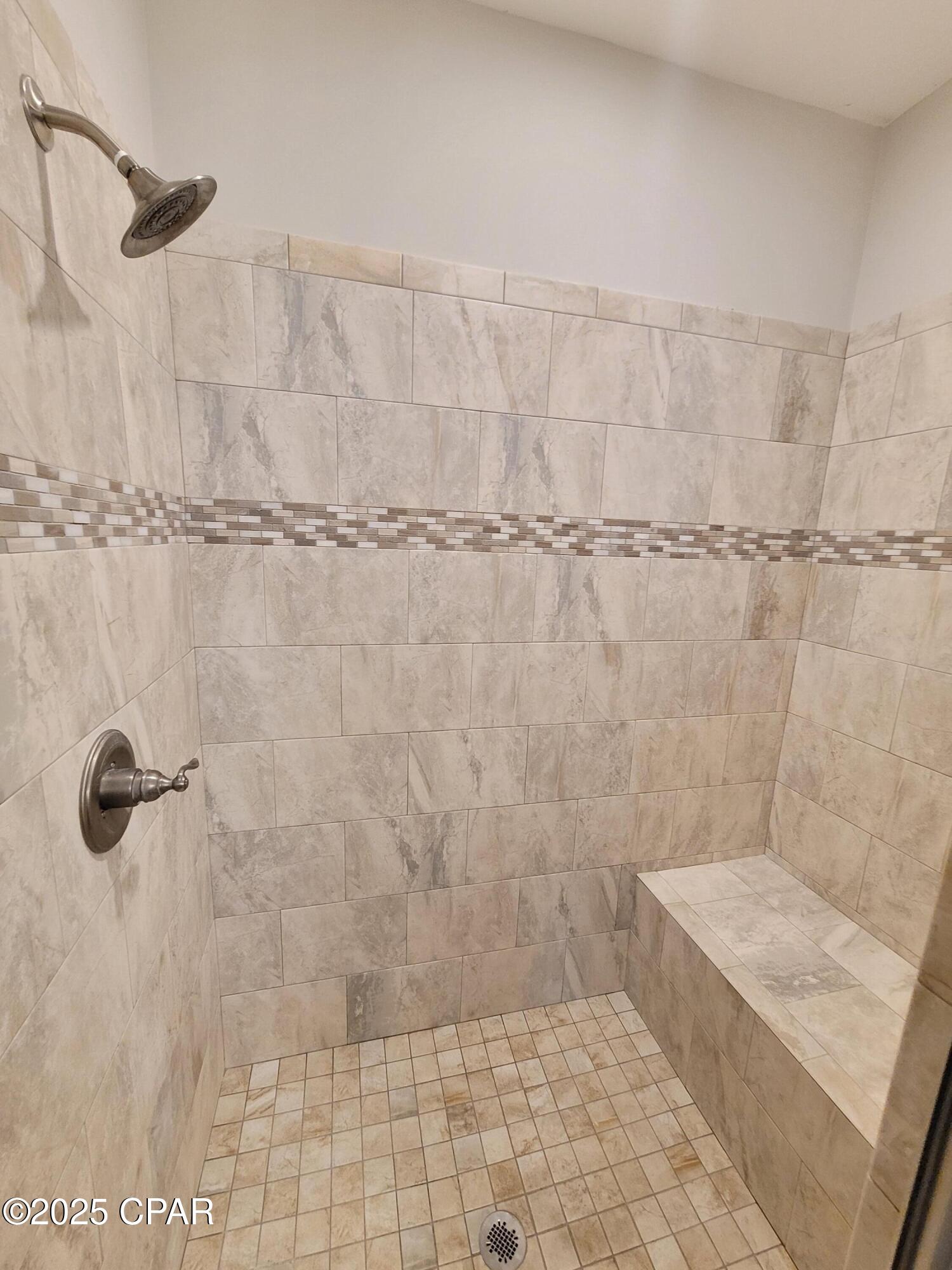 Biltmore Beach 1st Add - Residential Lease