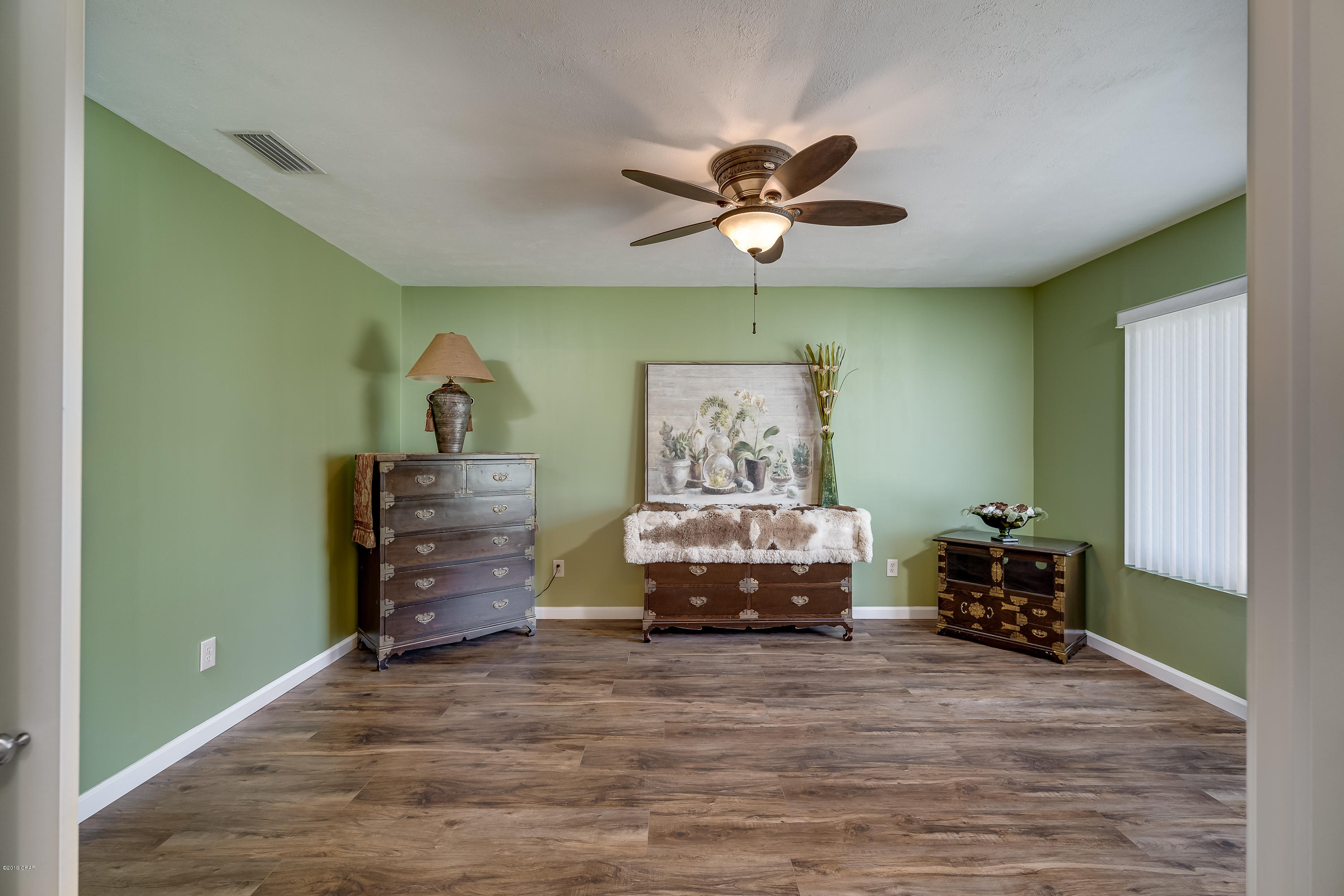 Imperial Oaks - Residential