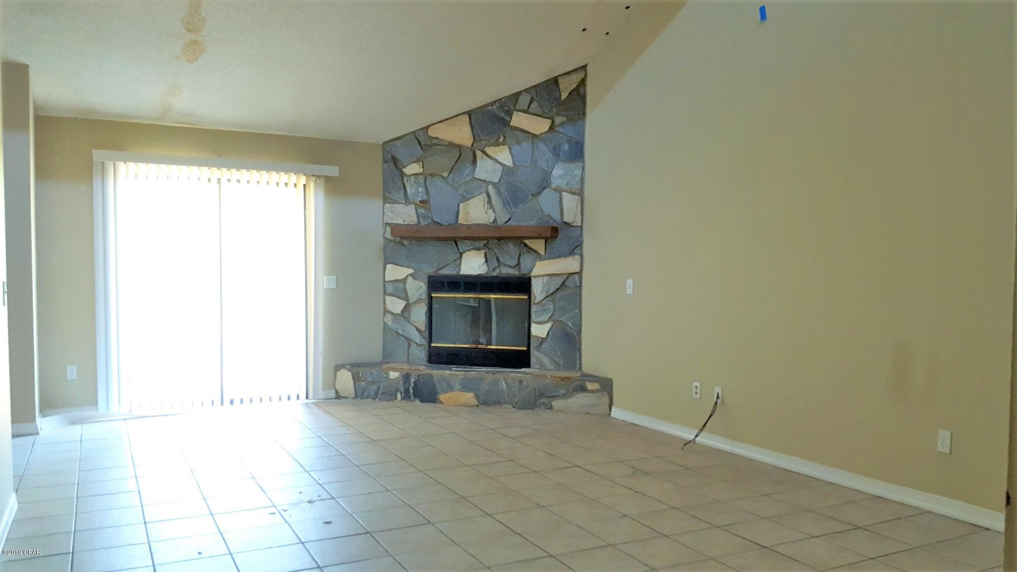 Shadow Bay Unt 3 & 4 - Residential