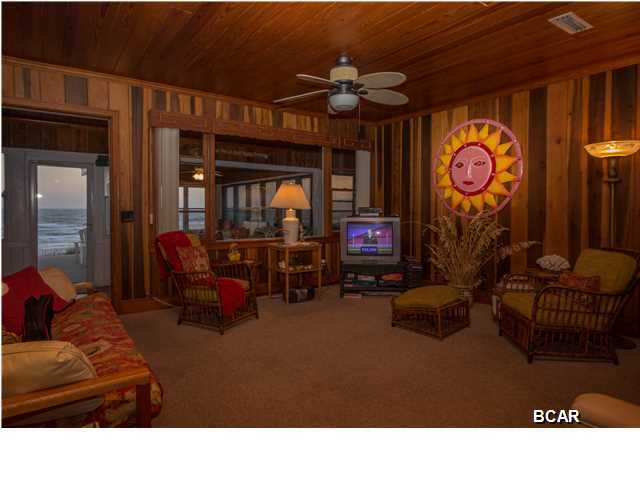 Kiska Beach - Residential