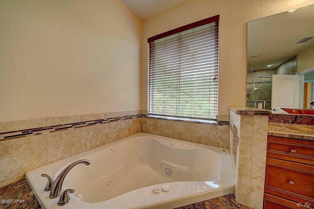 Dolphin Bay - Residential