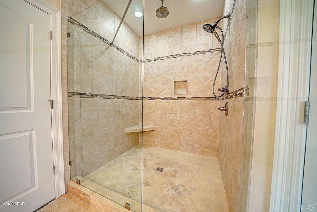 Dolphin Bay - Residential