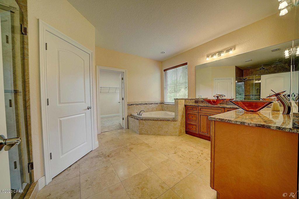 Dolphin Bay - Residential