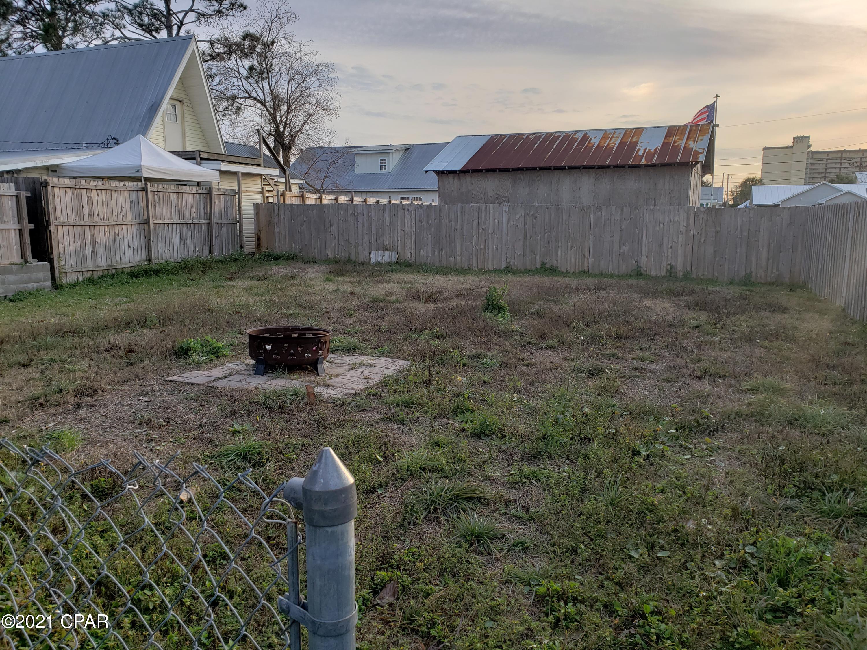 Biltmore Beach 1st Add - Residential Lease