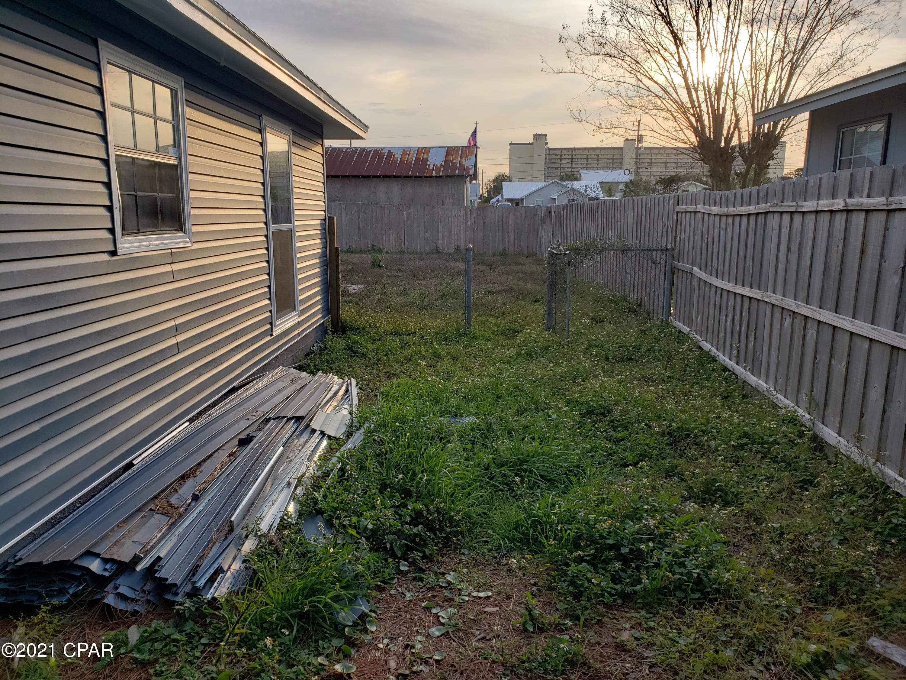 Biltmore Beach 1st Add - Residential Lease