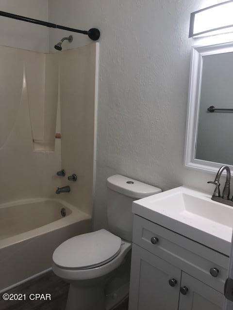 Biltmore Beach 1st Add - Residential Lease