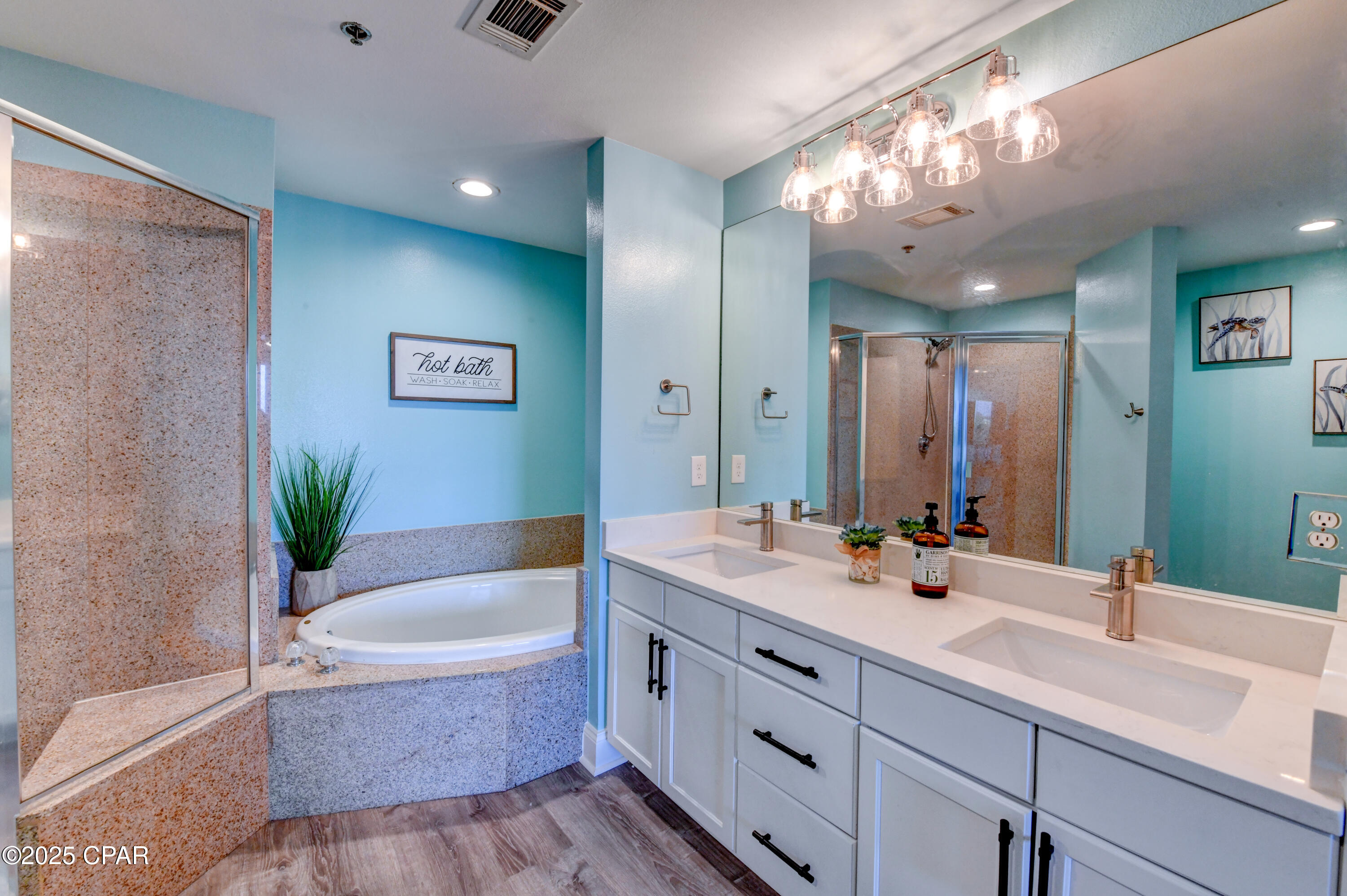 Laketown Wharf - Residential