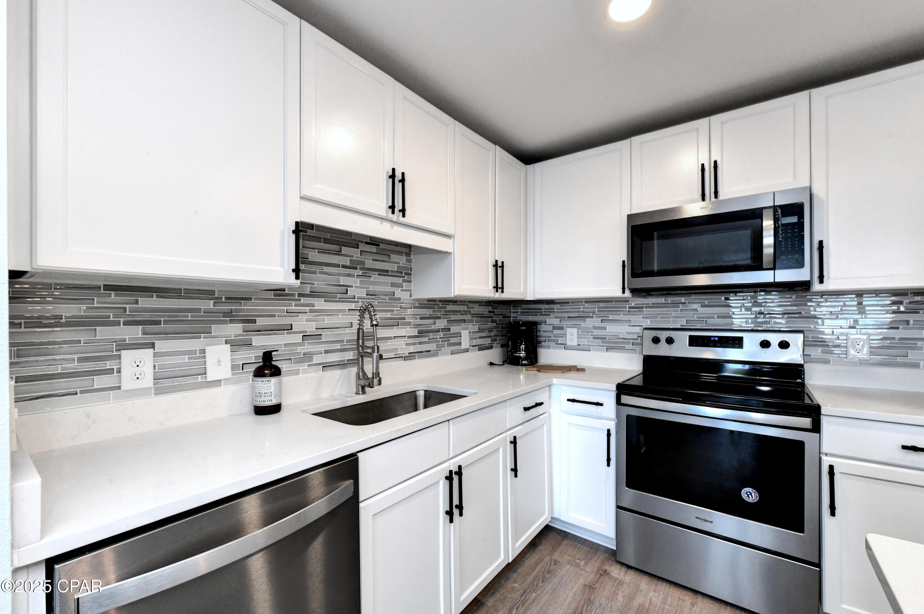 Laketown Wharf - Residential