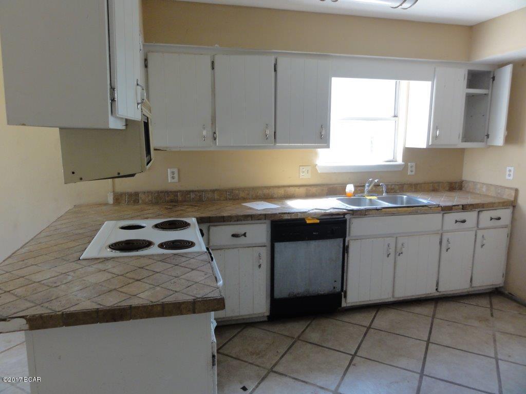 Lakeside Villas - Residential