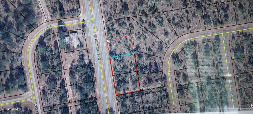 Looking for investment property in South Washington County this could be yours, 3 LOTS on Country Club Blvd. With all 3 lots this is .80 acres MOL. This area is really growing, with several ponds, lakes and an 18 Hole Golf Course. Property is about 45 miles from Panama City Beach. No mobile homes ,site built homes only.