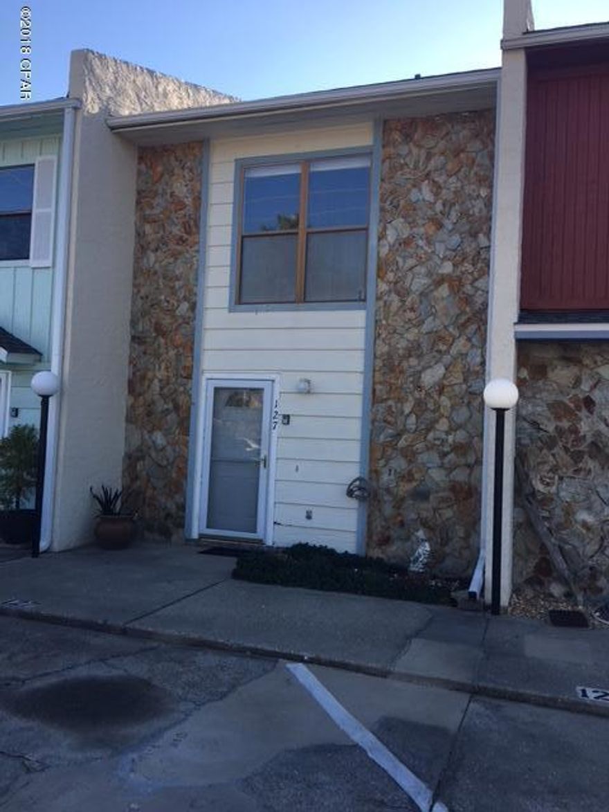 Don't miss your chance on this fantastic buy at Summerplace Townhomes, unit #127. Located on East Thomas Drive, BEACHSIDE, right in front of Mariner East and Mariner West, you don't have to cross the road to get to the Beach! This townhome is ready for you to enjoy or rent out immediately. Well maintained and fully furnished, this two bedroom two bath townhome is just a short stroll to the Beach and it is HUGE at 1496 sq feet! Features include a full sized washer and dryer, spacious master bedroom with his and hers closets, balcony off master offering a peek-a-boo view of the gulf (and fantastic gulf breezes), a covered patio area with owners storage closet... great to use for all those extra personal things and beach items, a large 2nd bedroom, pass thru jack & jill bath, updated kitchen, tile throughout the first floor. This townhome comes with two assigned parking spaces right in front of the property. Just pull up, park and walk right on into your townhome. No elevator or parking hassles here. The Summerplace Townhome property has a total of 18 units and offers a seasonally heated pool and low association fees that include lawn & pool maintenance, basic cable, and trash removal. Come view this spacious townhome today!