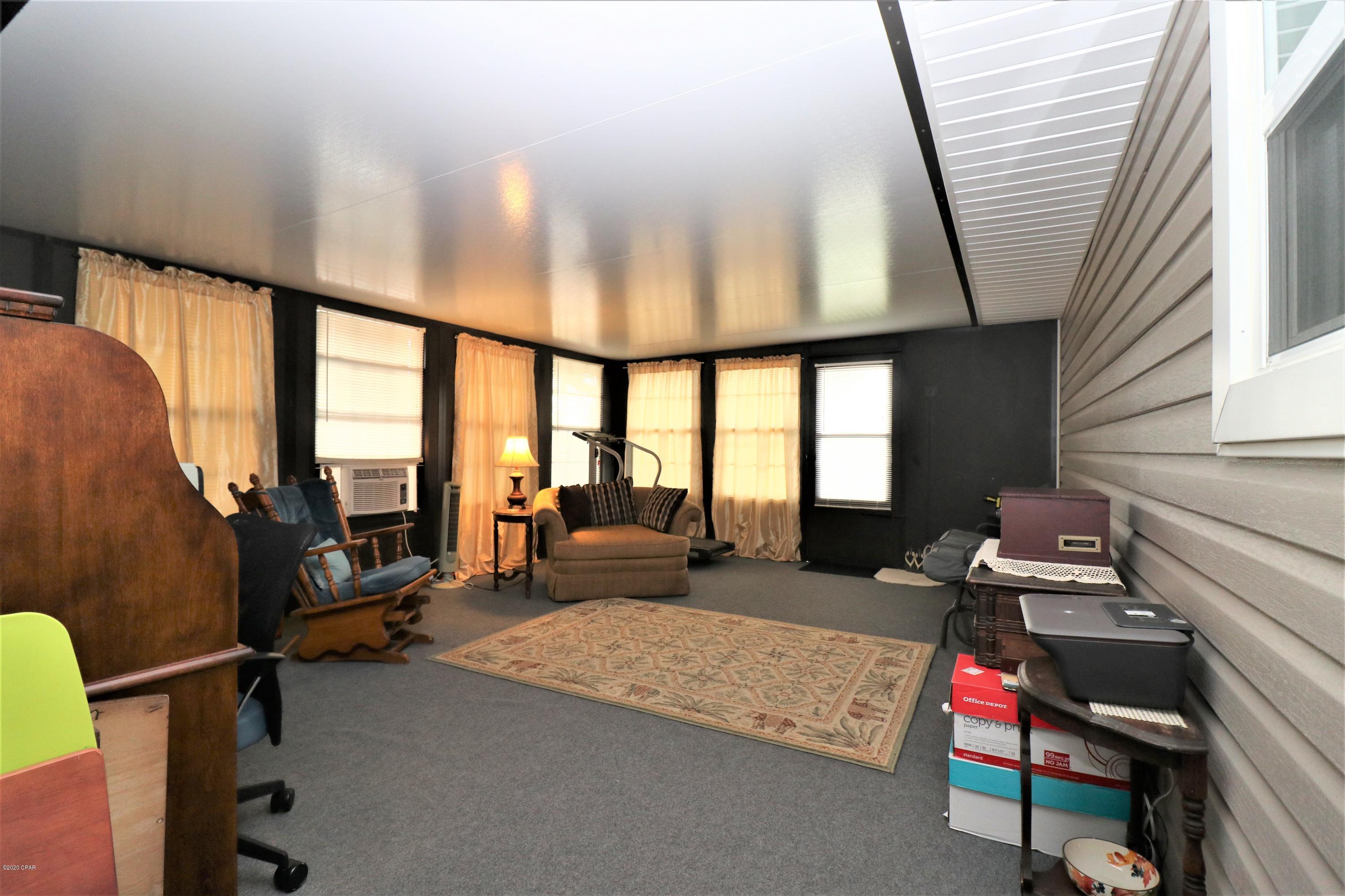 Shadow Bay Unit 1 - Residential