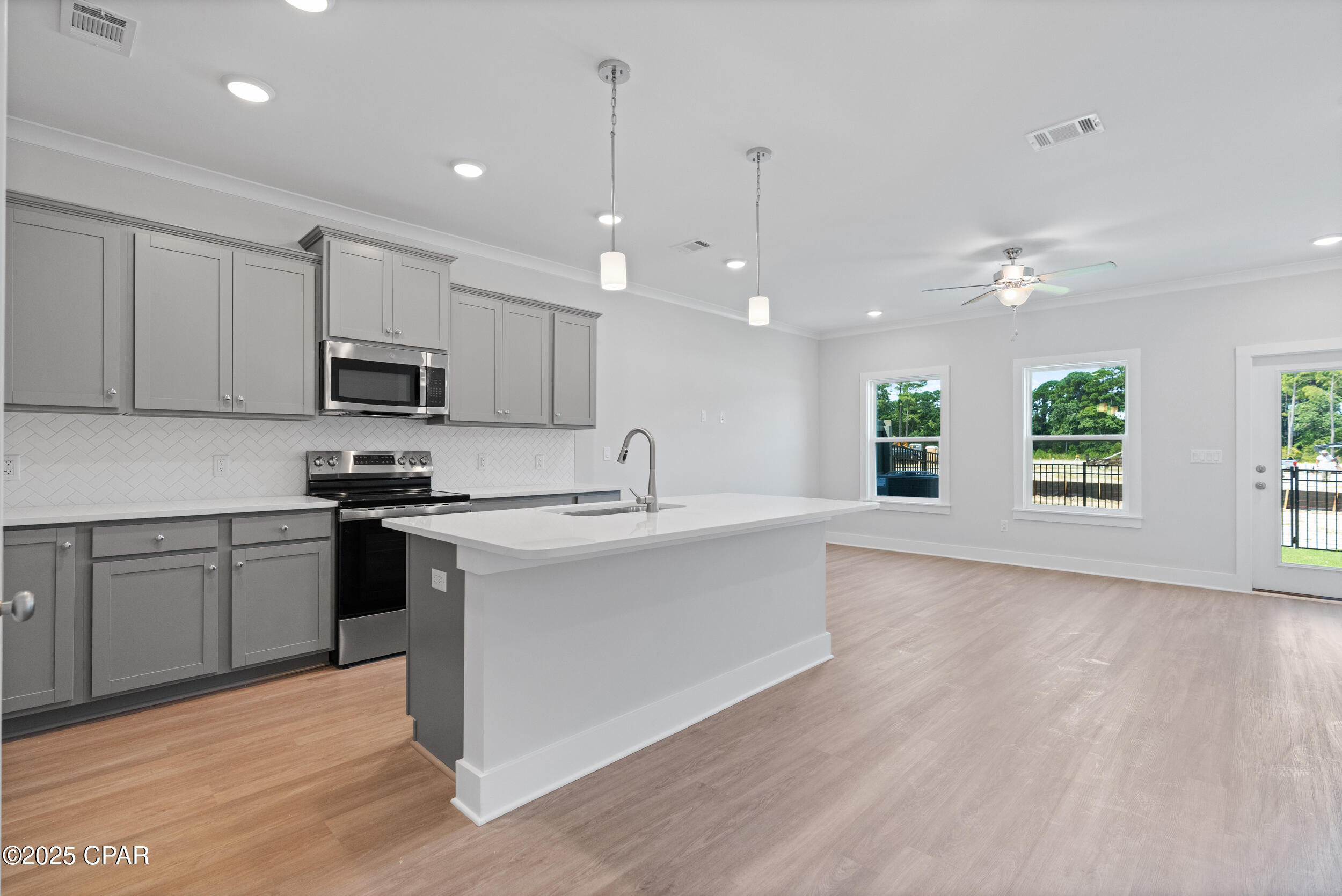 Colonial Landing - Residential