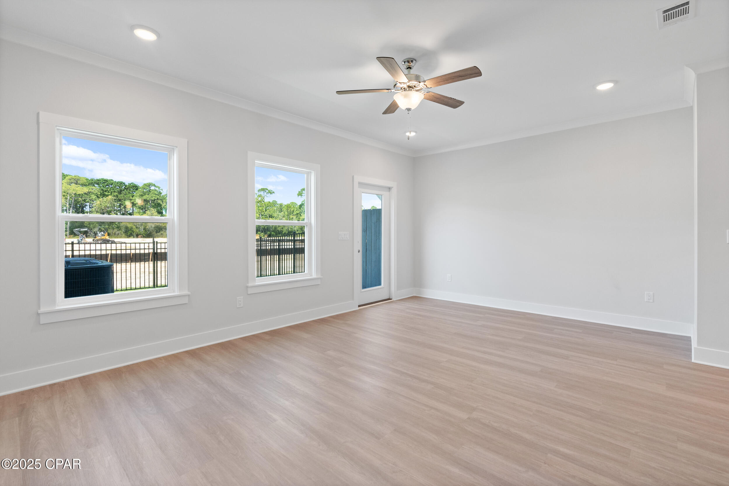 Colonial Landing - Residential