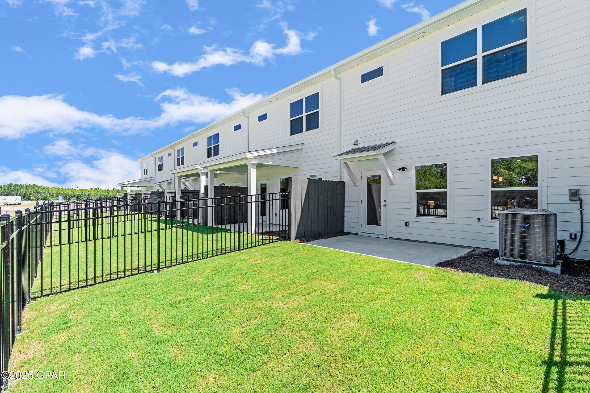 Colonial Landing - Residential