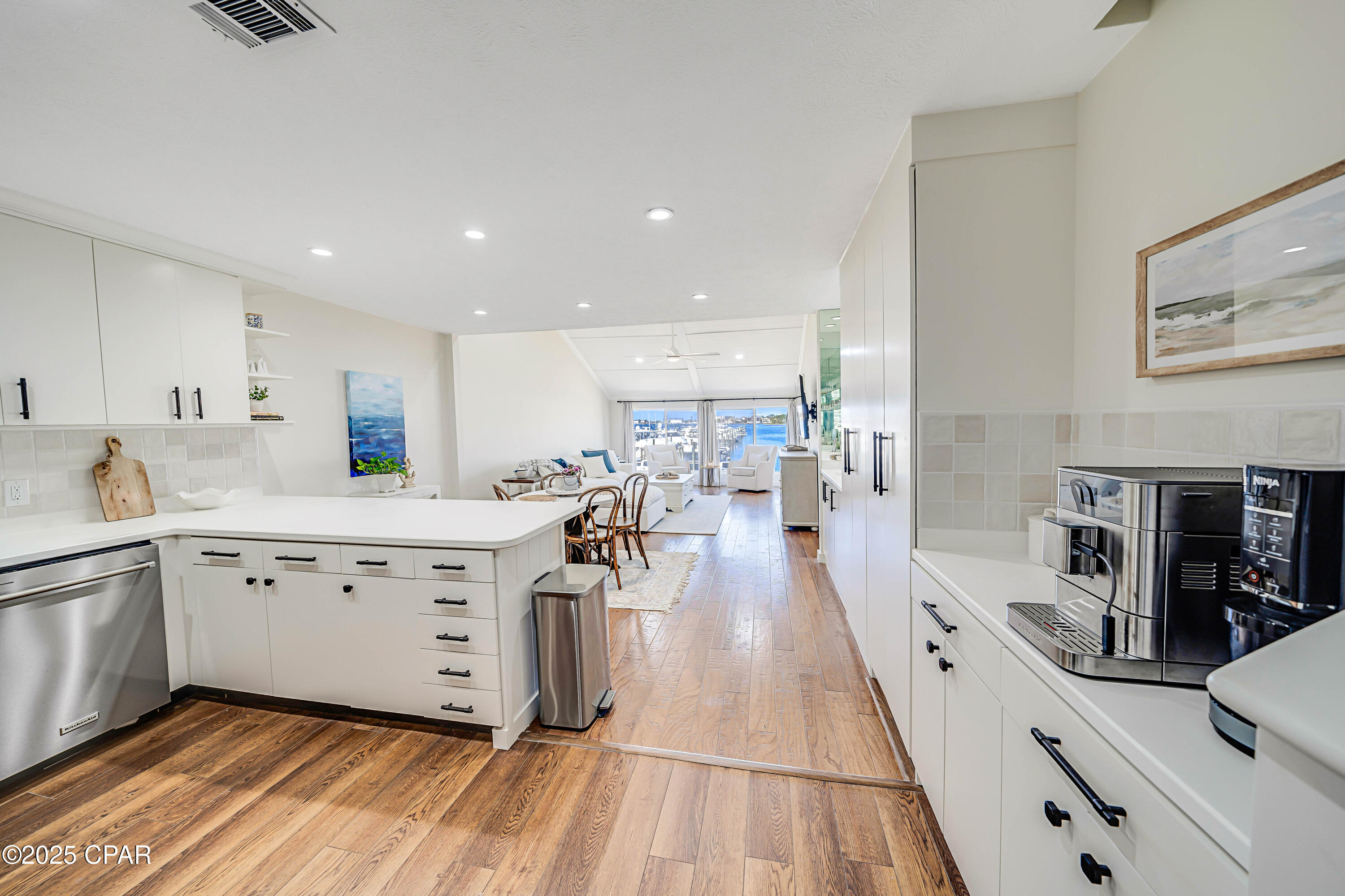 Bay Point Harbour Villas - Residential