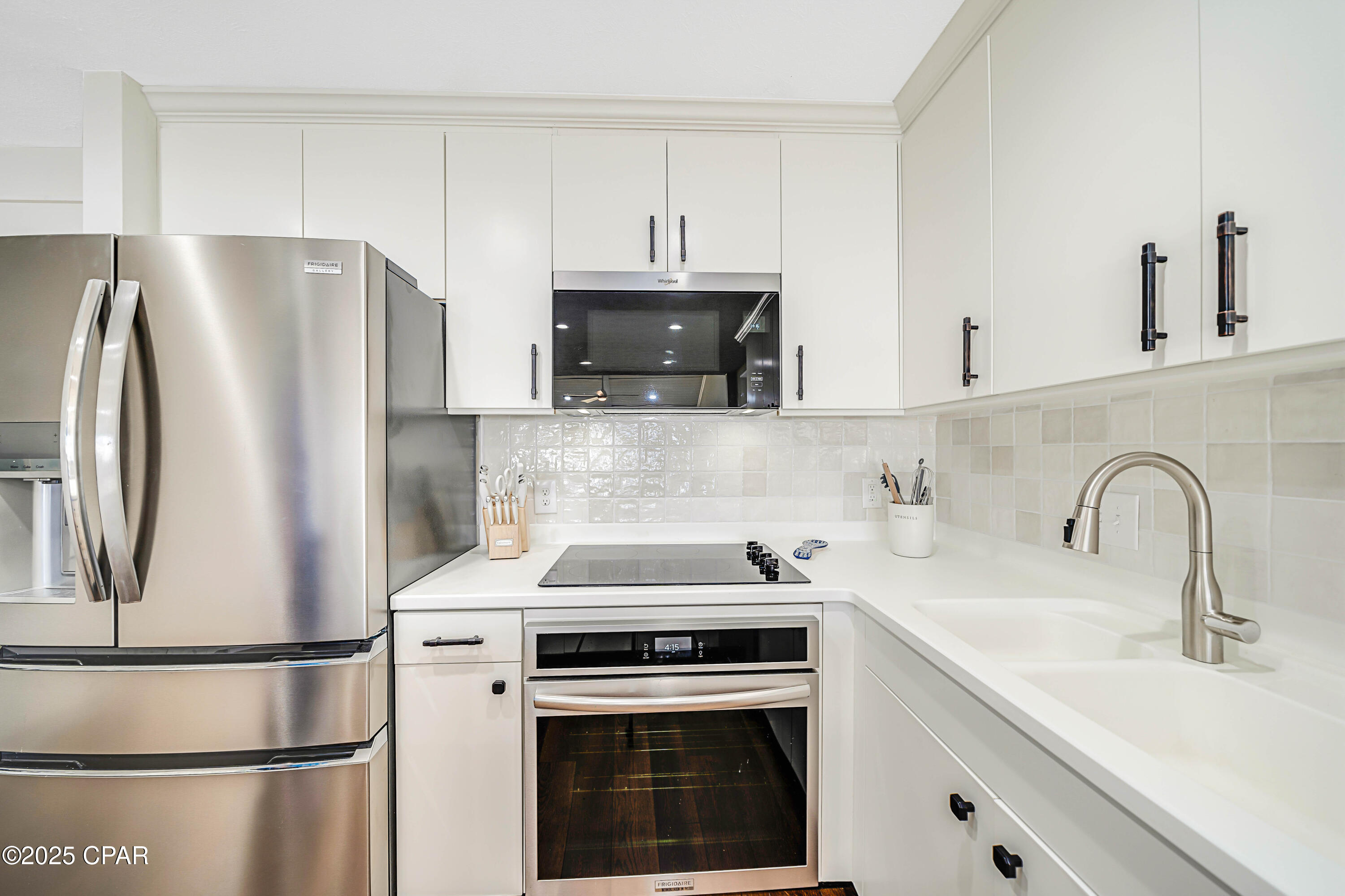 Bay Point Harbour Villas - Residential