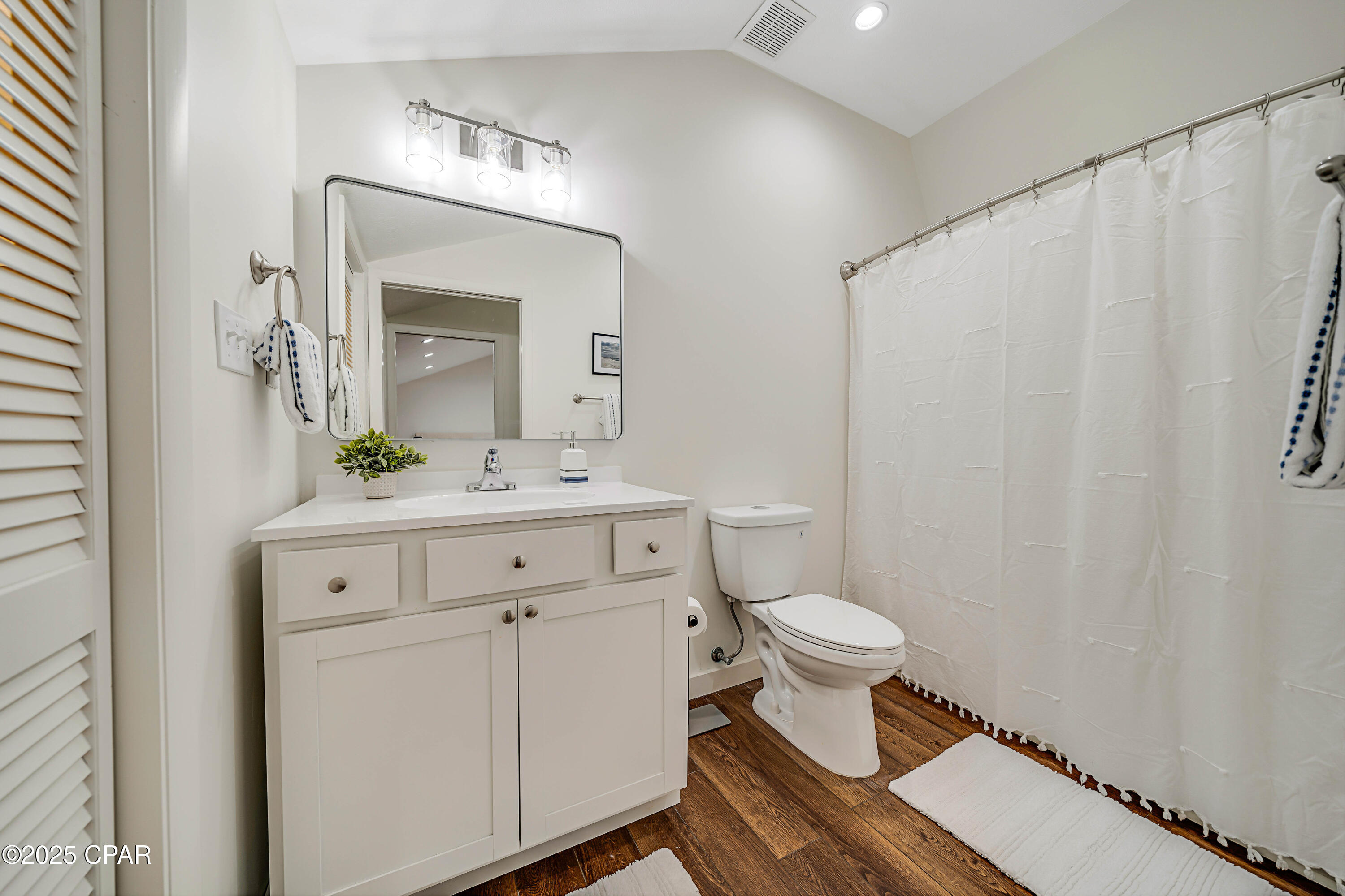 Bay Point Harbour Villas - Residential