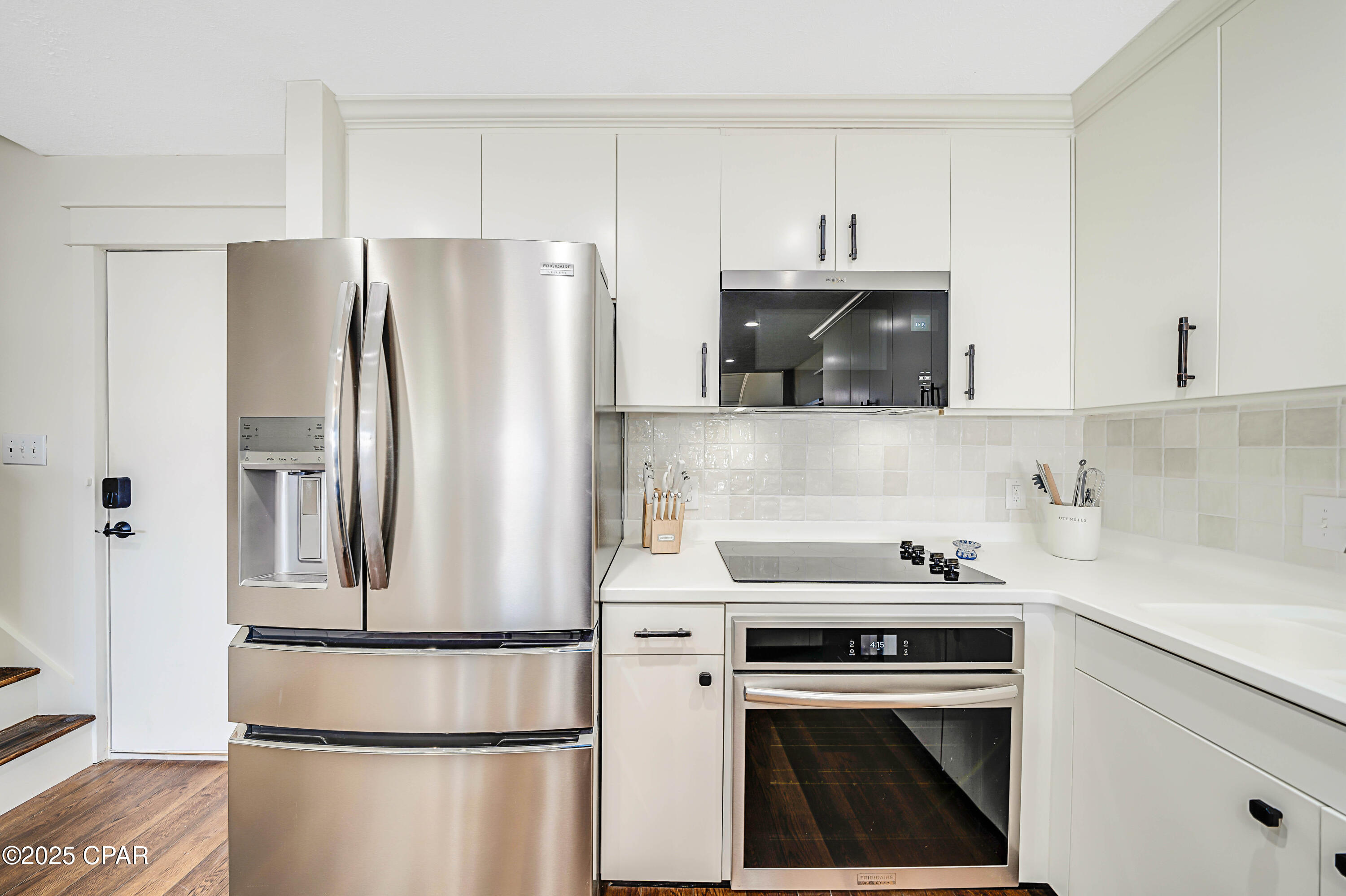 Bay Point Harbour Villas - Residential