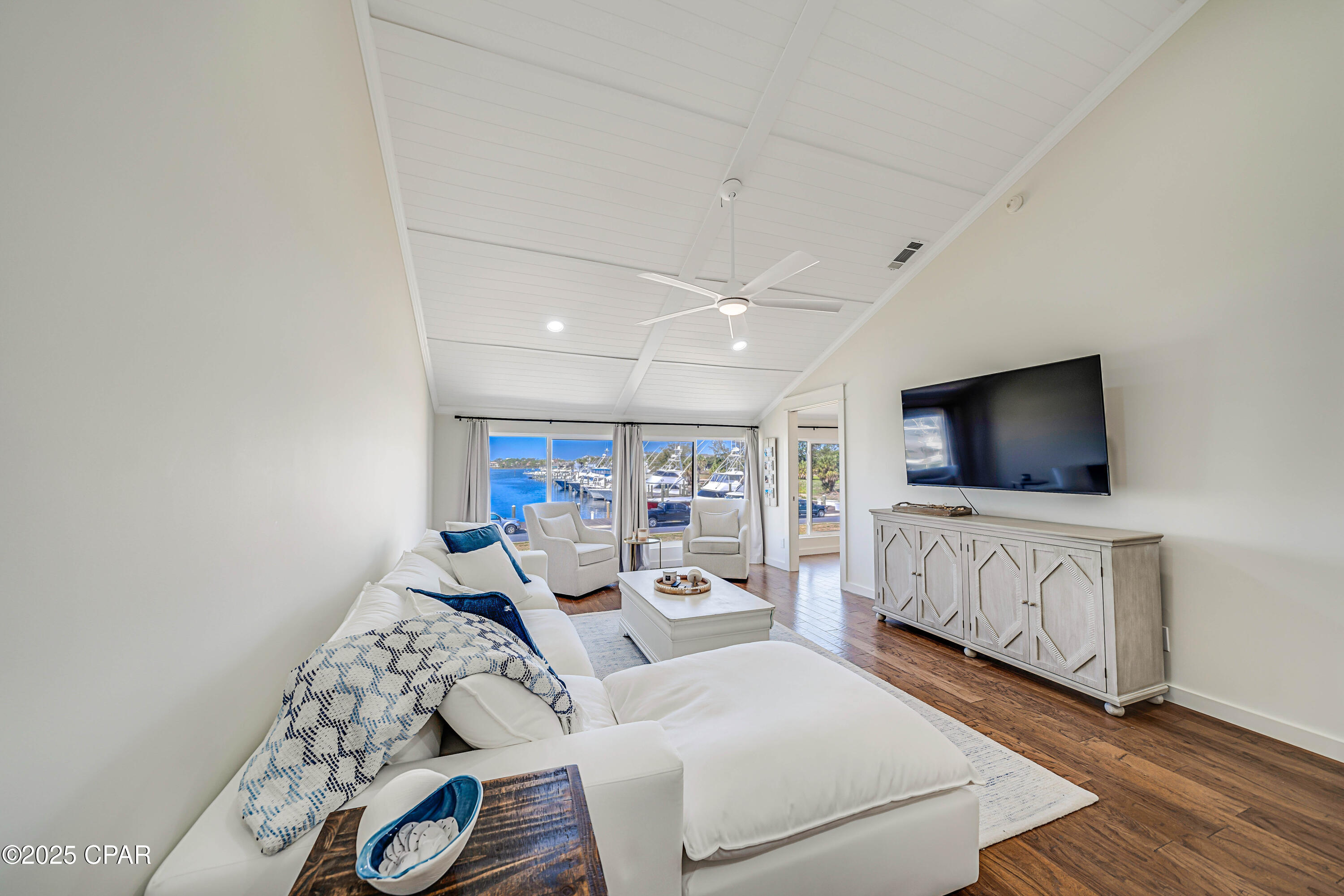 Bay Point Harbour Villas - Residential