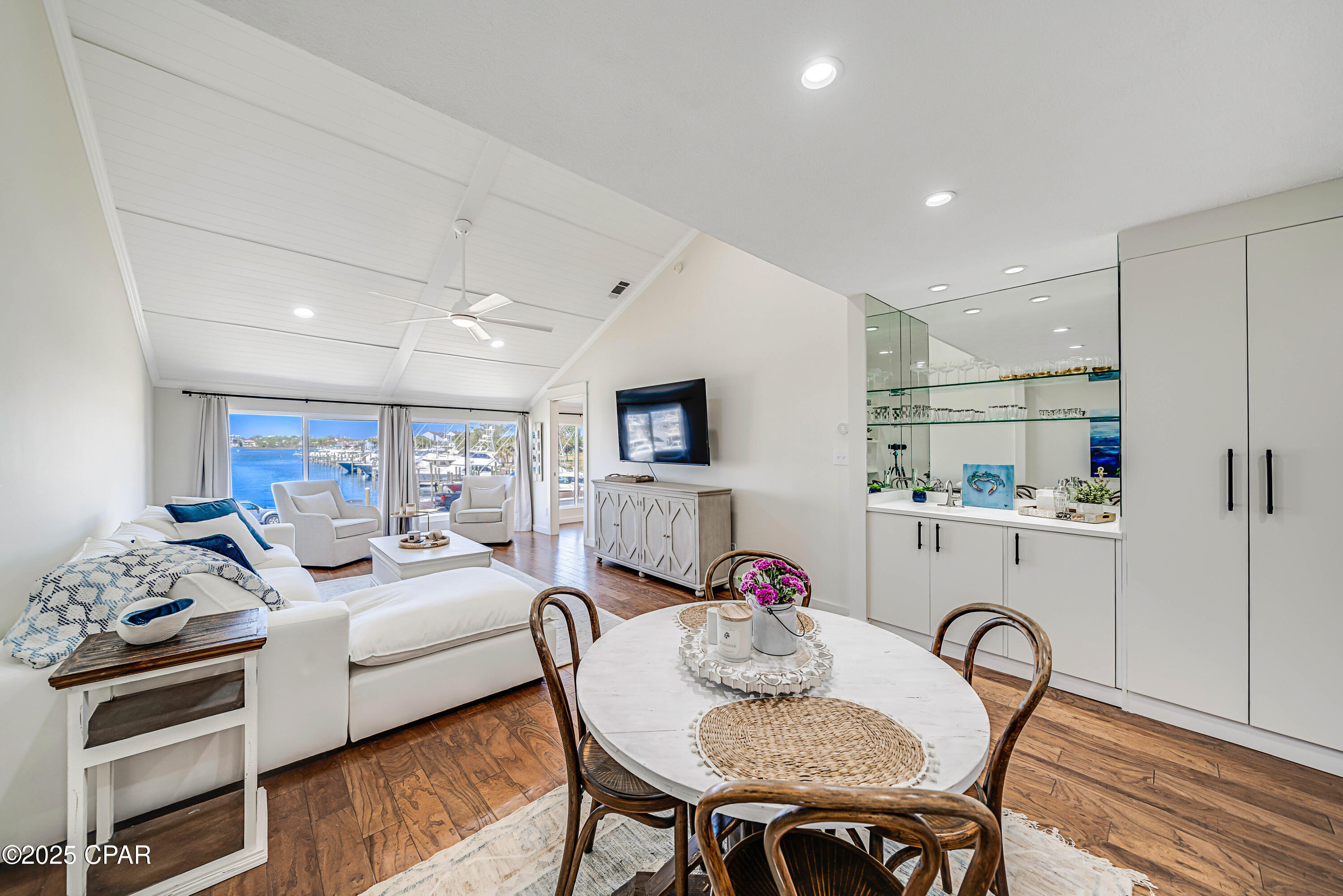 Bay Point Harbour Villas - Residential