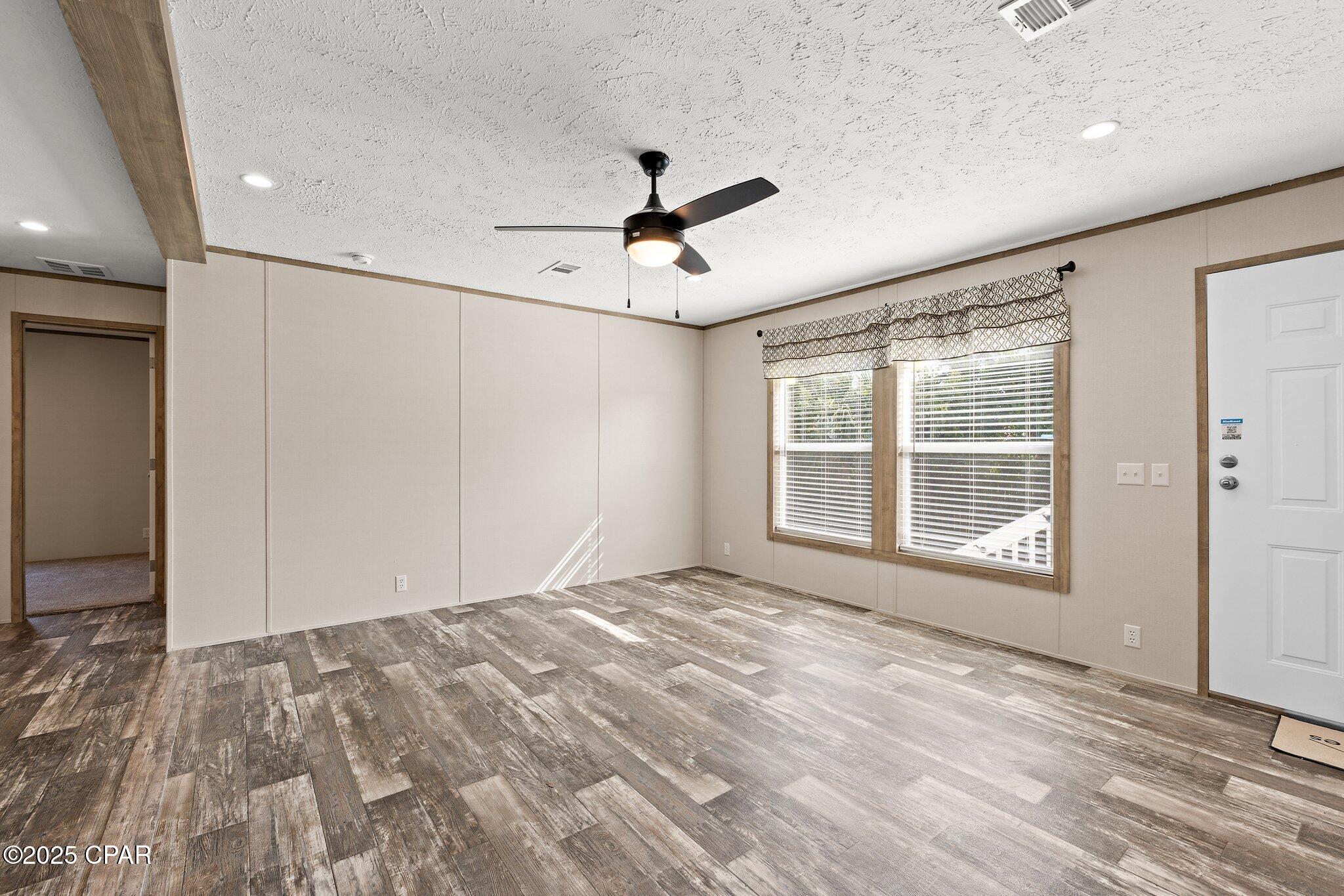 E Springfield - Residential