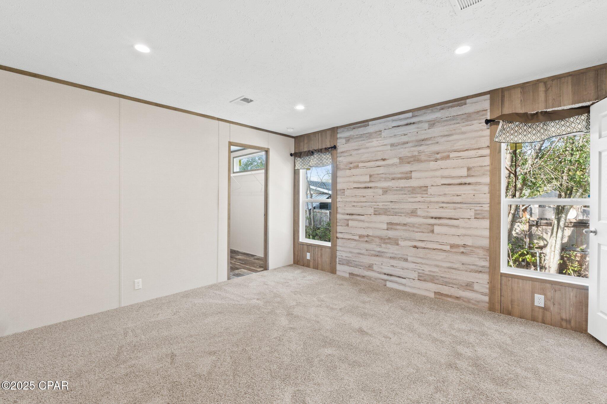 E Springfield - Residential