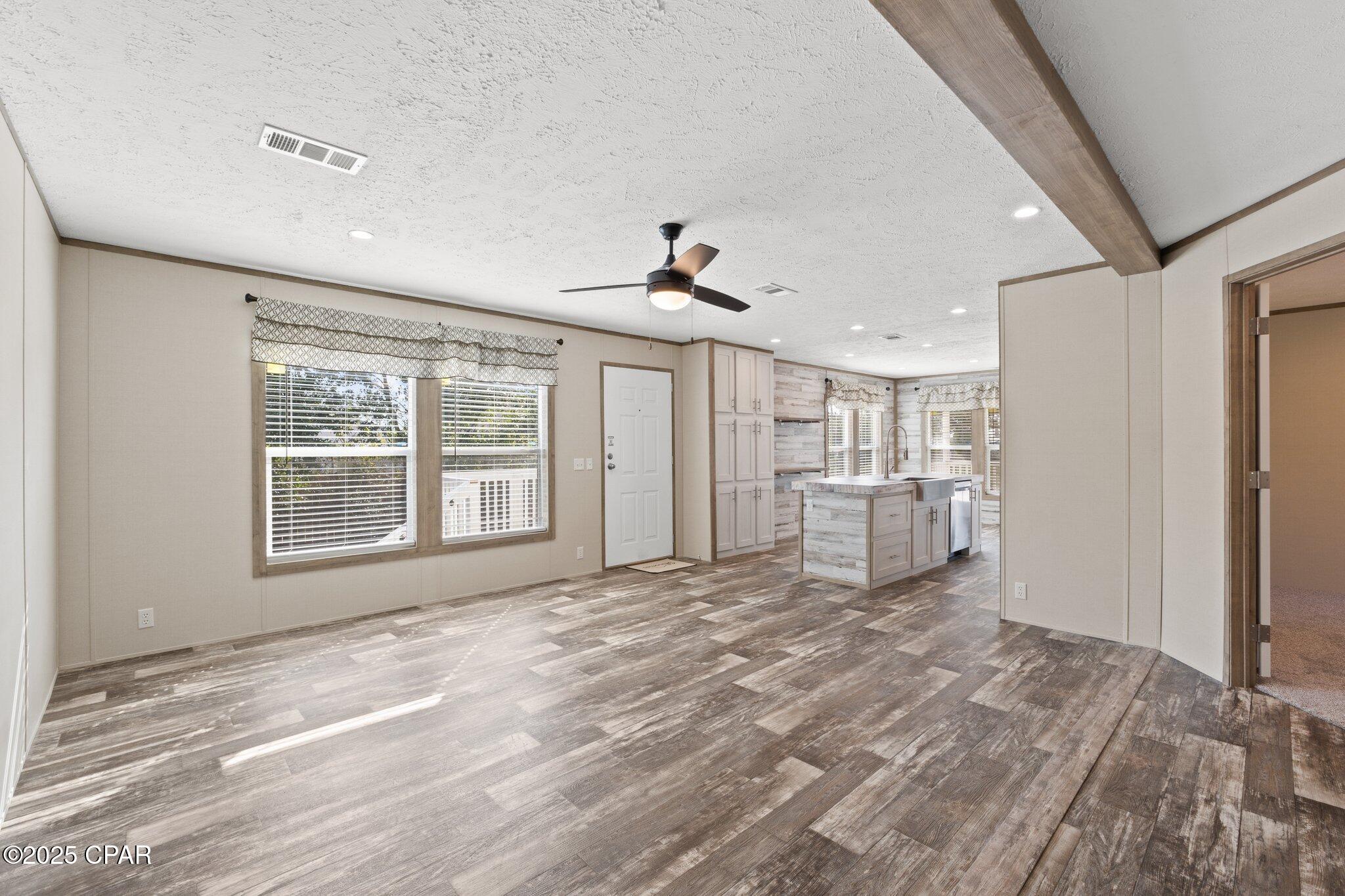 E Springfield - Residential