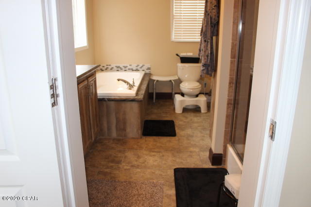 Compass Lake In The Hills - Residential