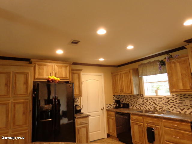 Compass Lake In The Hills - Residential