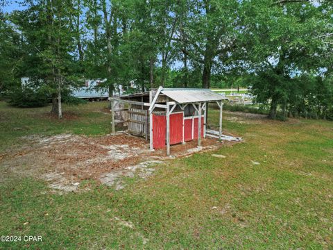 A home in Blountstown