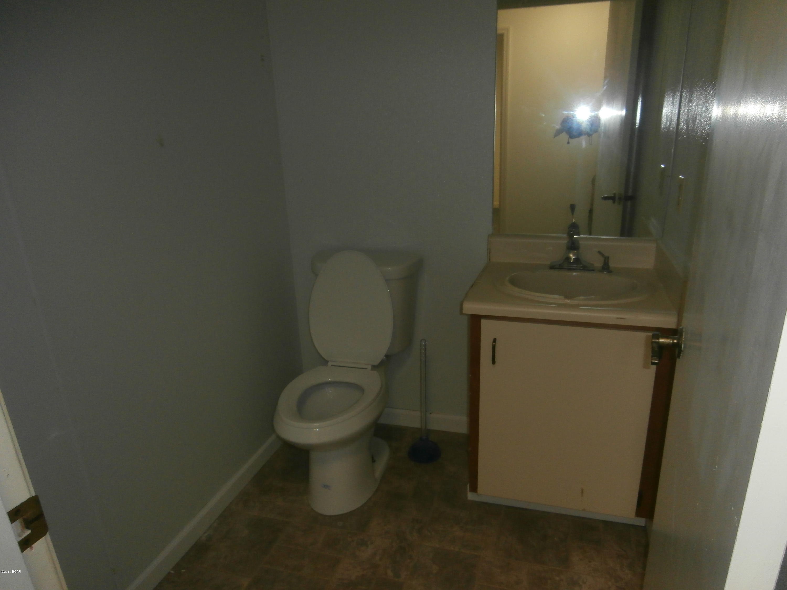 Forest Park - Commercial Lease