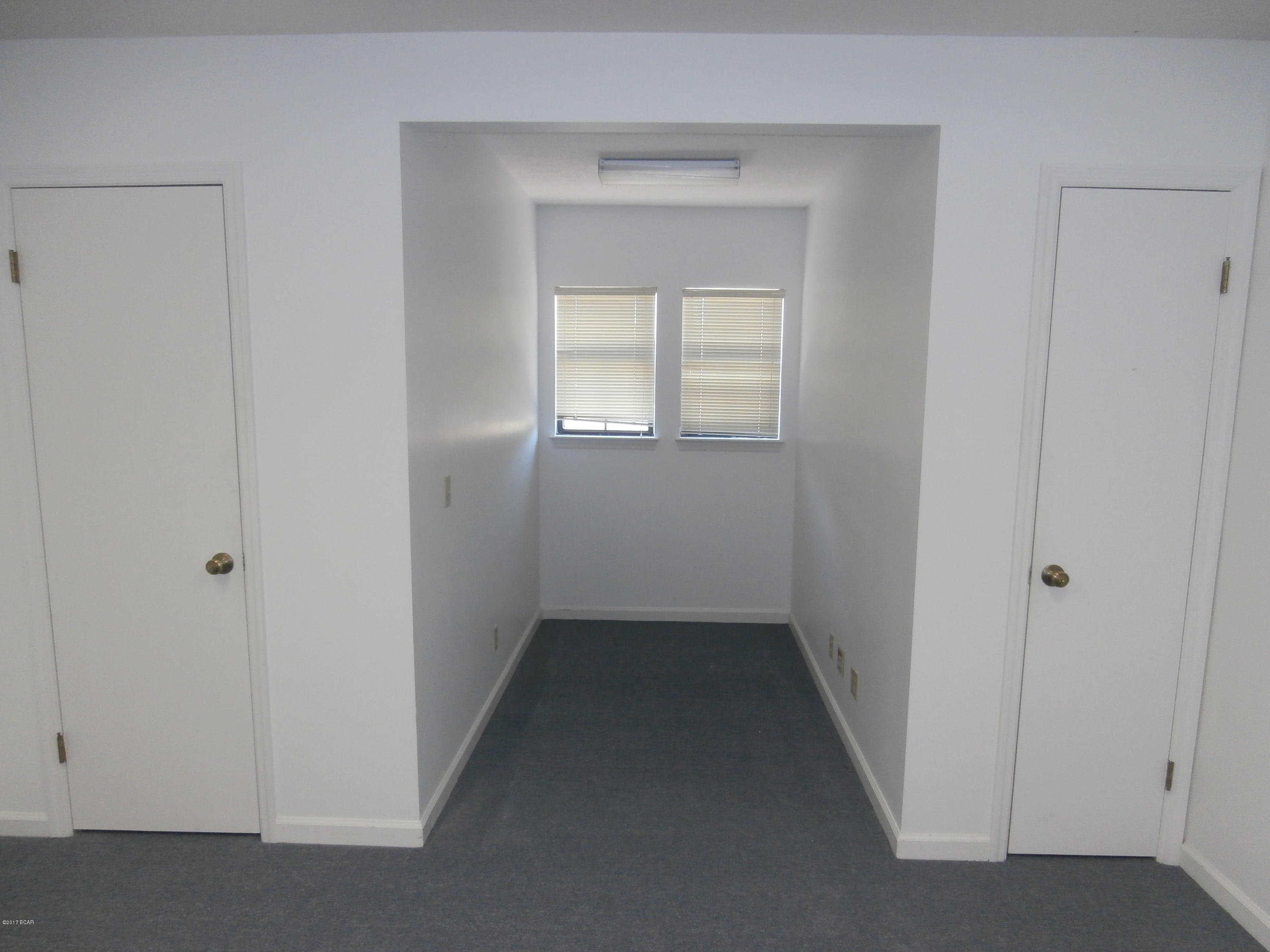 Forest Park - Commercial Lease