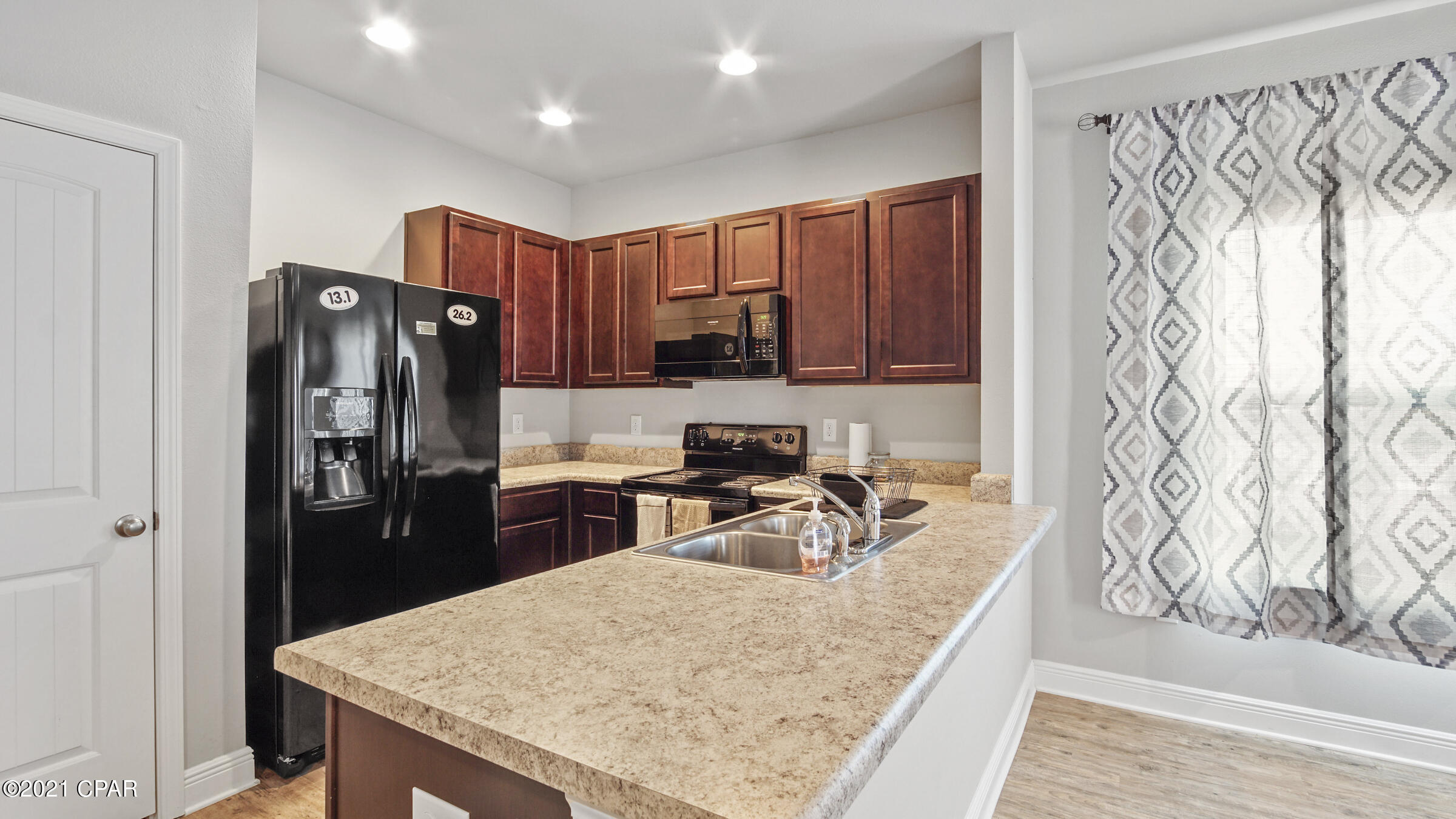 Sentinel Point - Residential