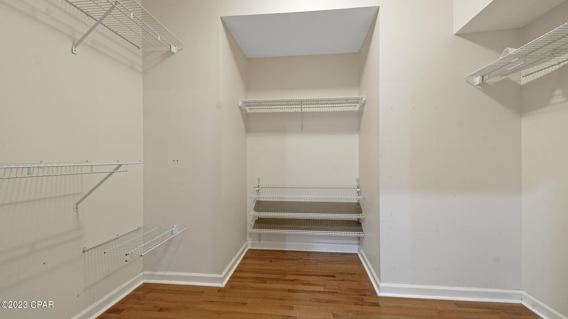 Kings Point - Residential